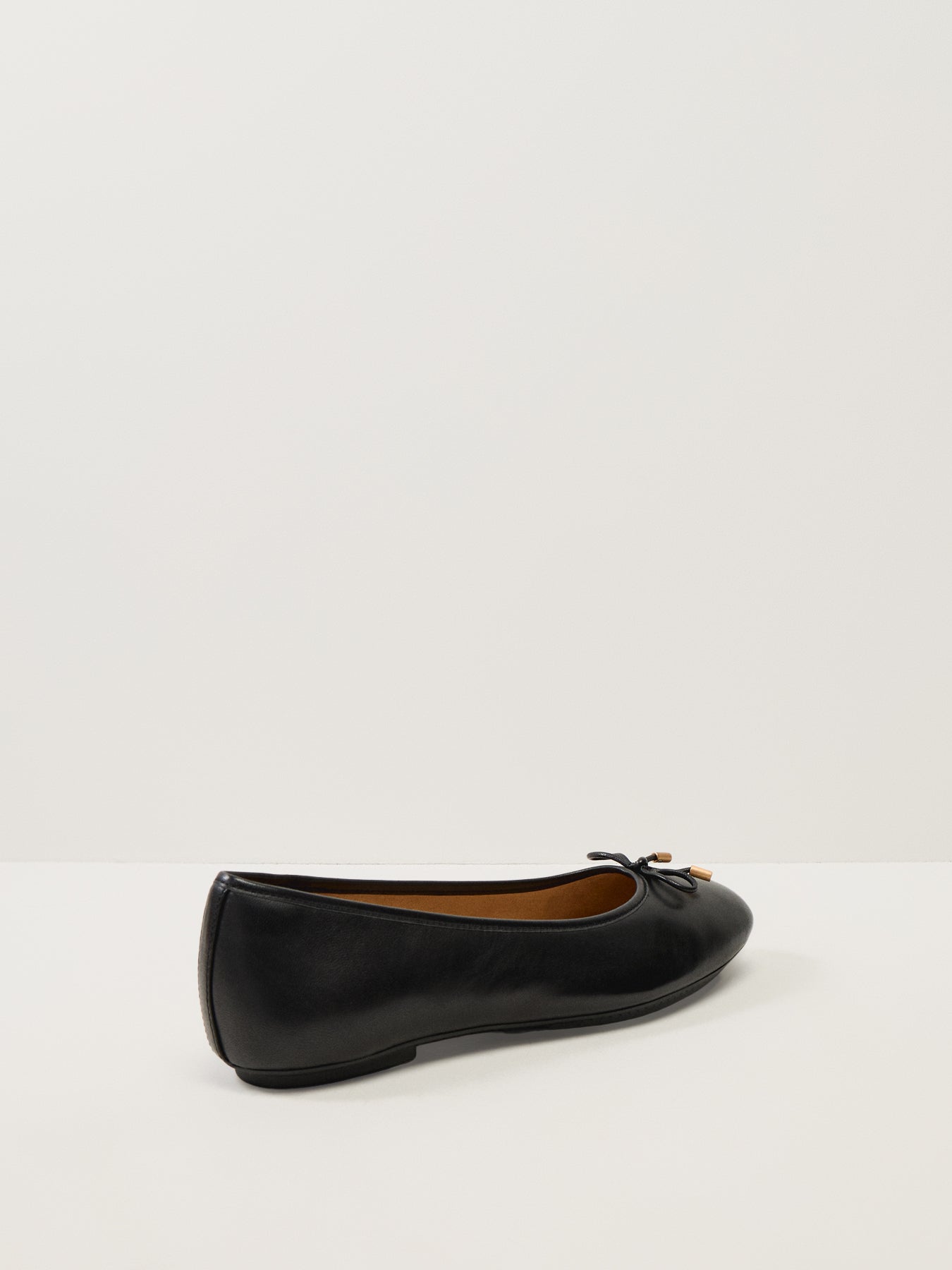 Delicato Bow Soft Leather Ballet Flats Black
