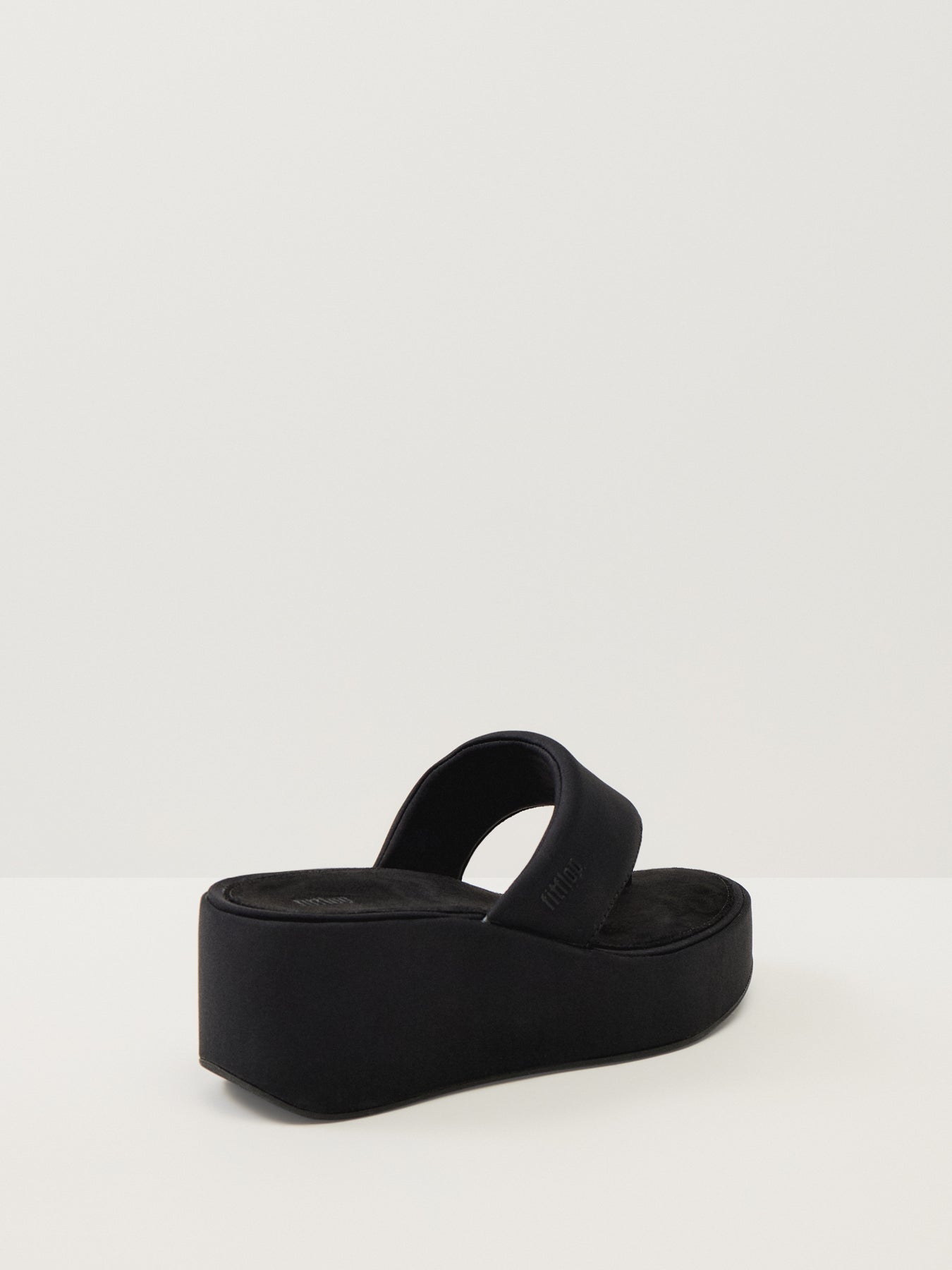 Platfforms Wedge Toe-Post Sandals All Black