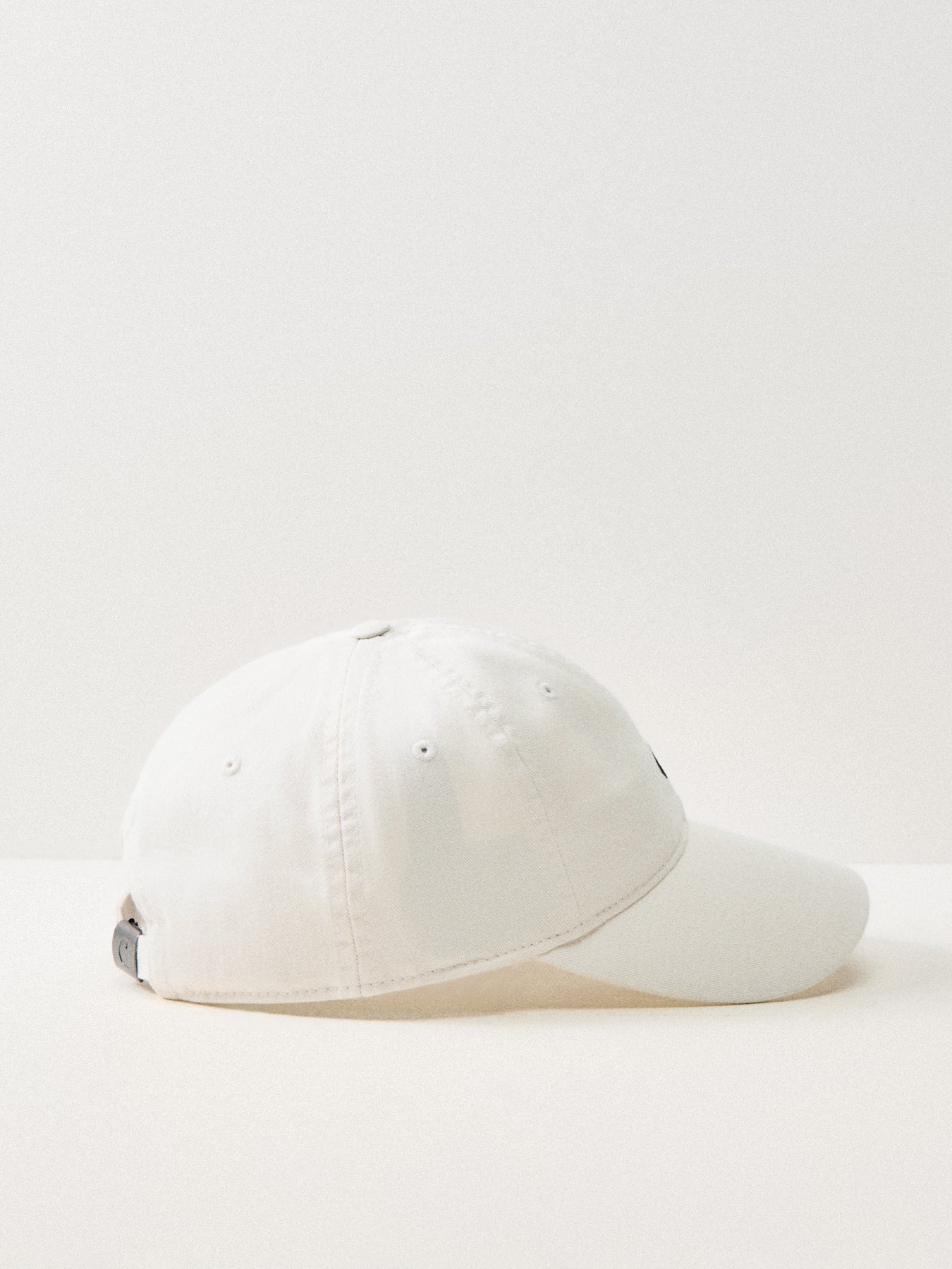 Madison Logo Cap White