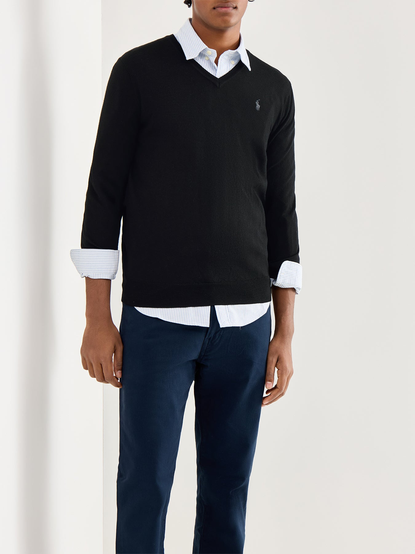 Merino Wool V-Neck Jumper Black