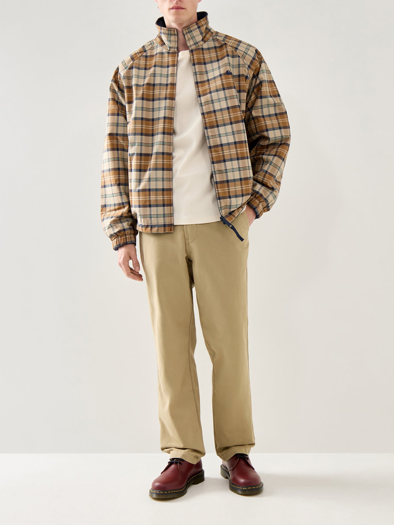 Chino Authentic Relaxed Fit Tan