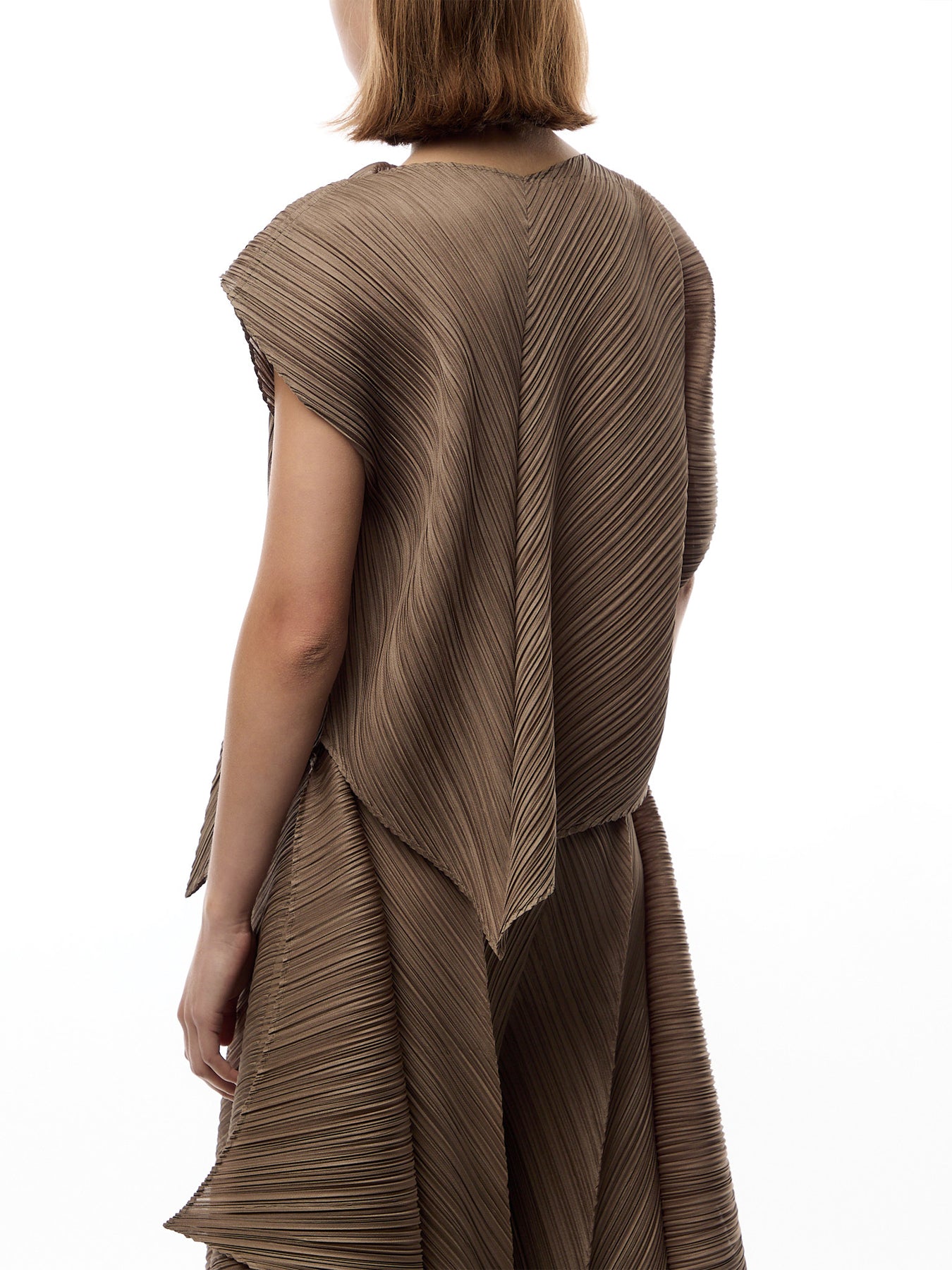 Pleats Sculptural Flare Grayish Brown Top