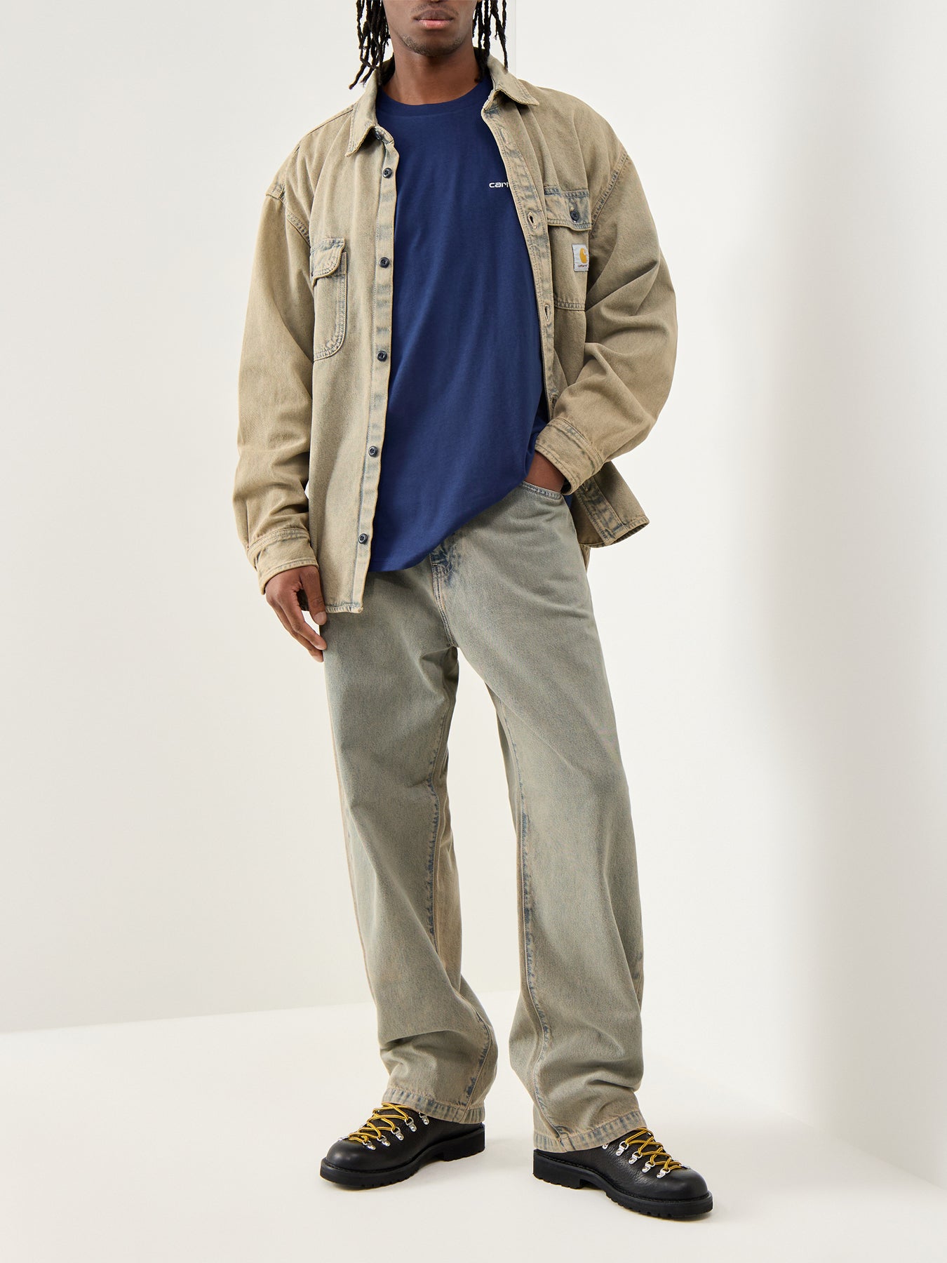 Short Sleeve Script Embroidery T-Shirt Jupiter  White