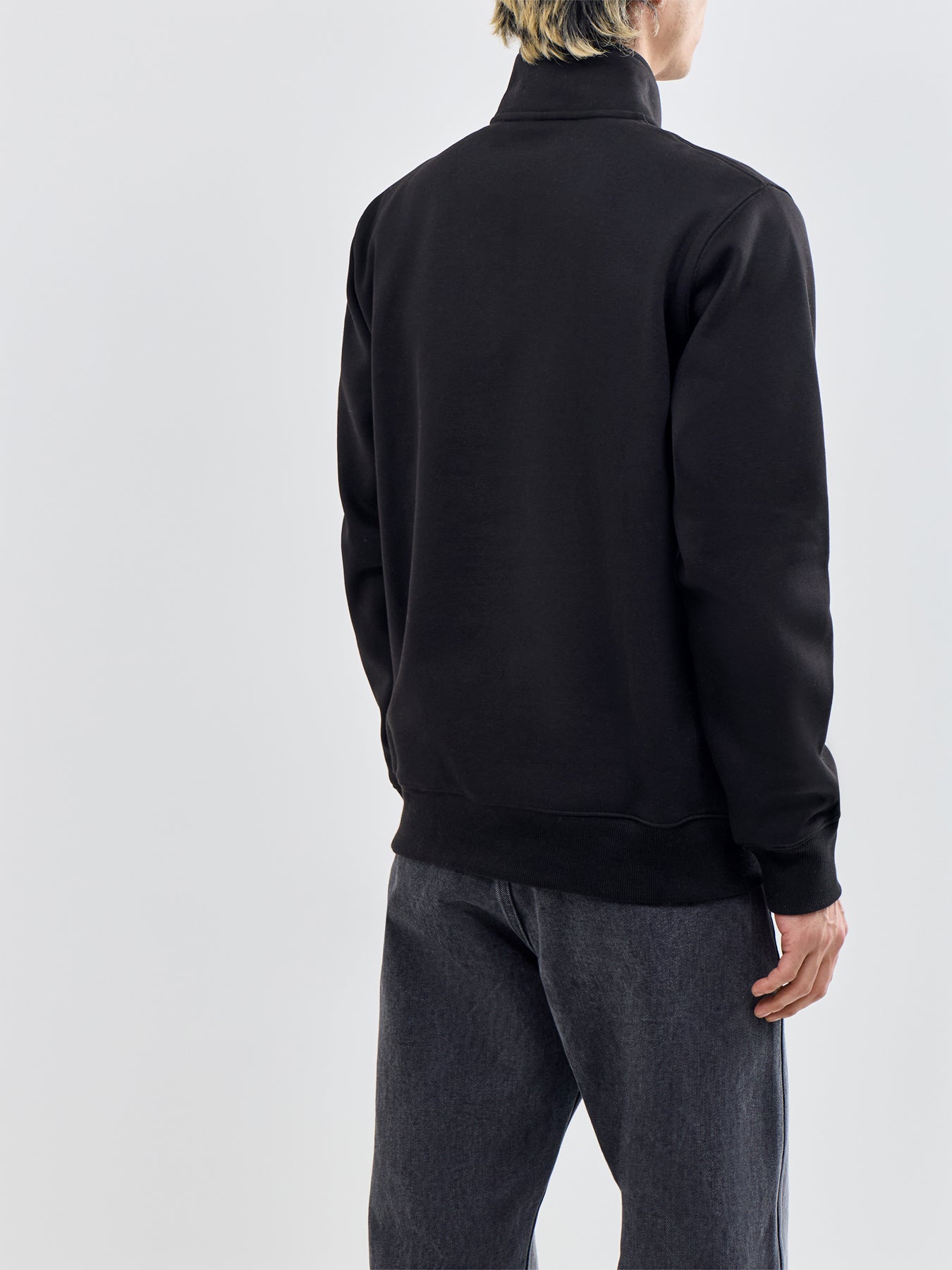 Chase Neck Zip Sweatshirt