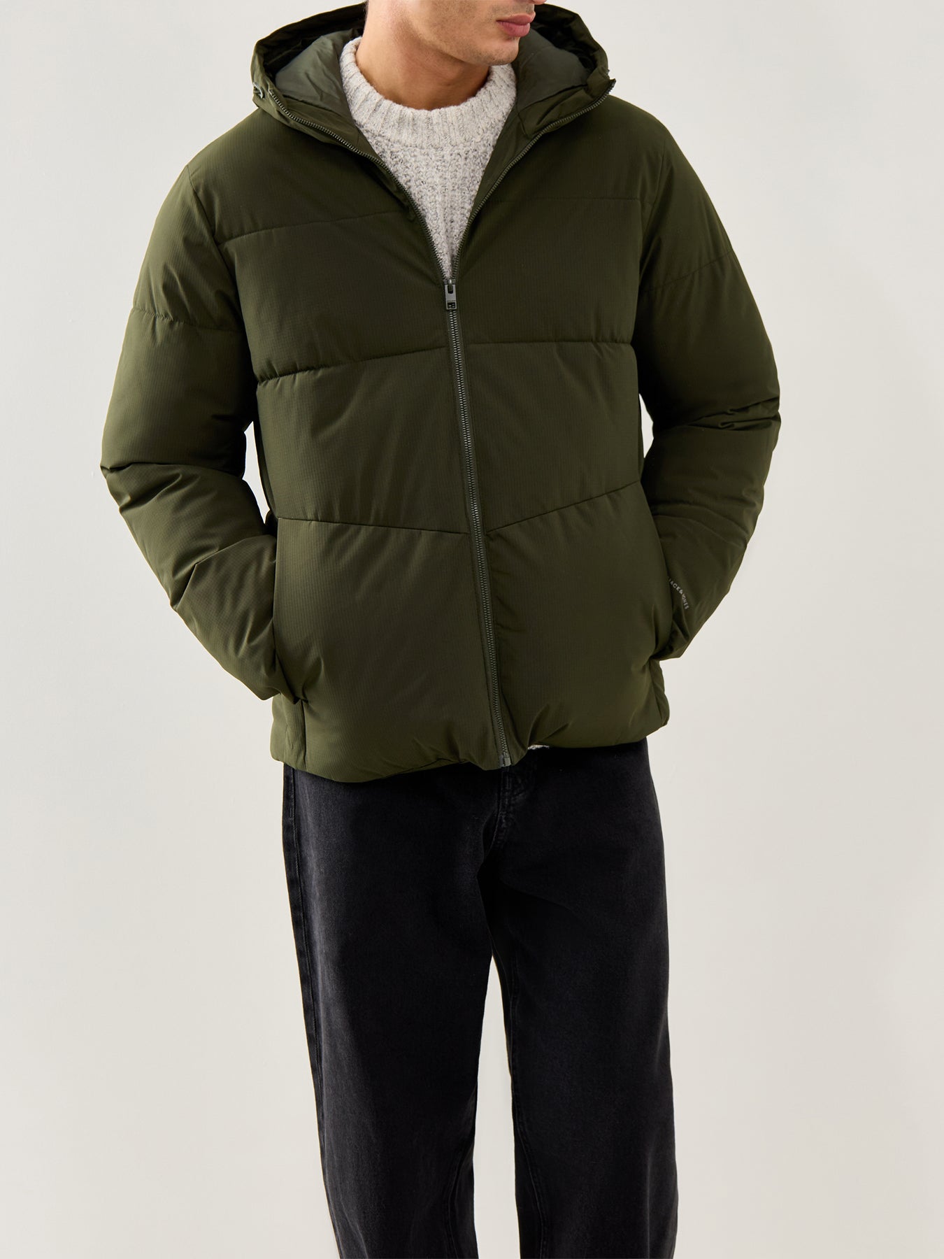 Global Puffer Jacket