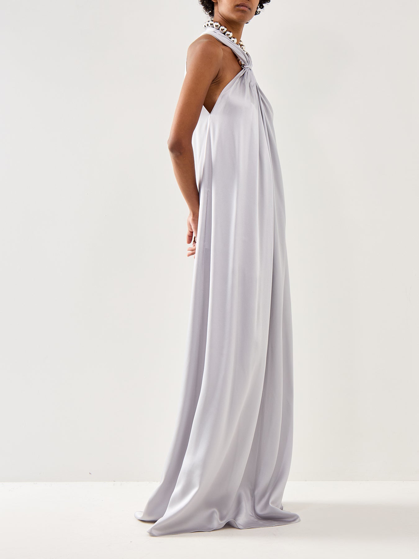 Sphere Emb Gown Pearl Blue Pearl Blue