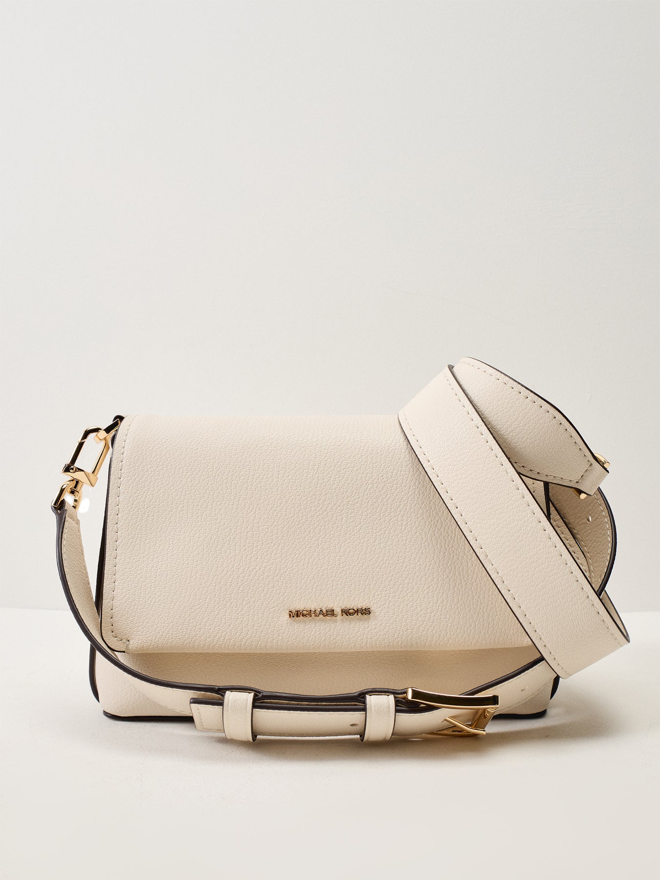 Nessa Messenger Shoulder Bag
