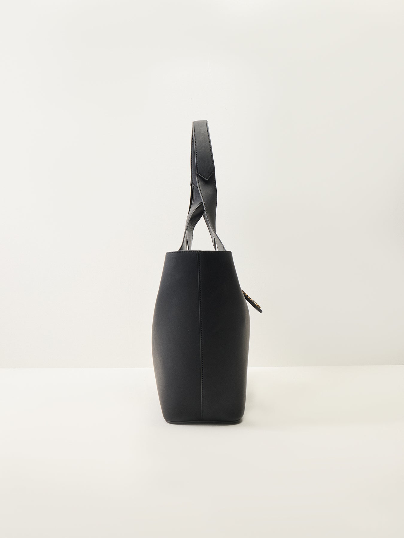 Zipped Up Shoulder Tote