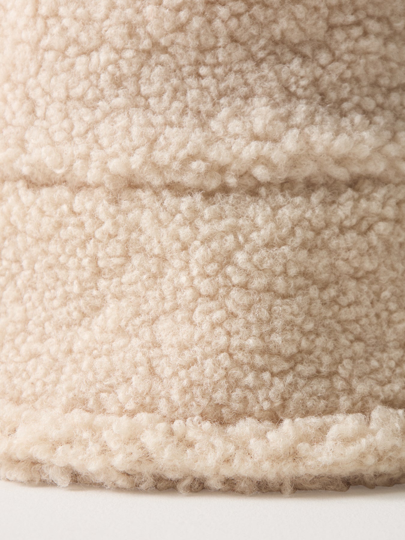 Netty Borg Bucket Hat Cream