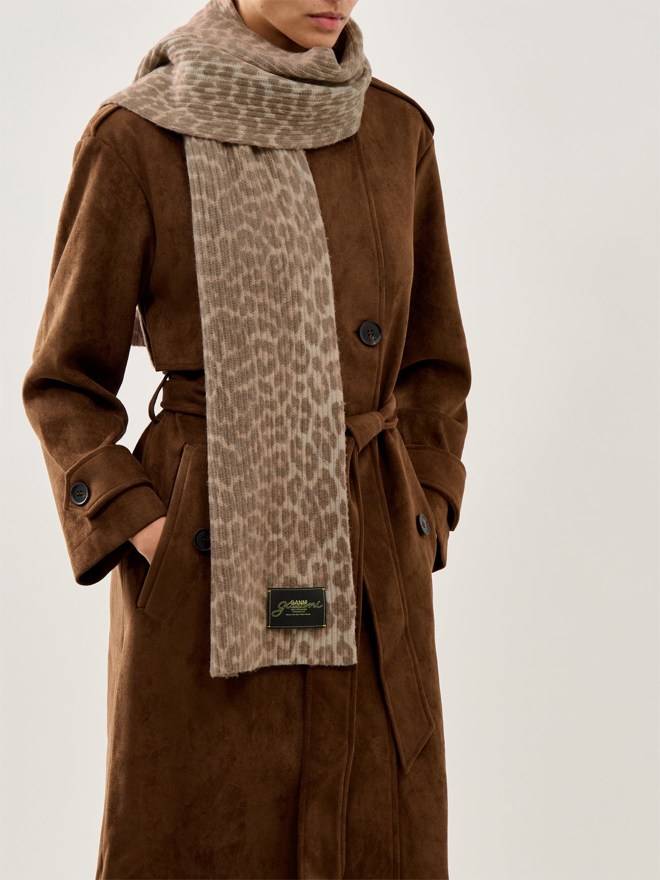 Graphic Wool Knit Scarf Leopard