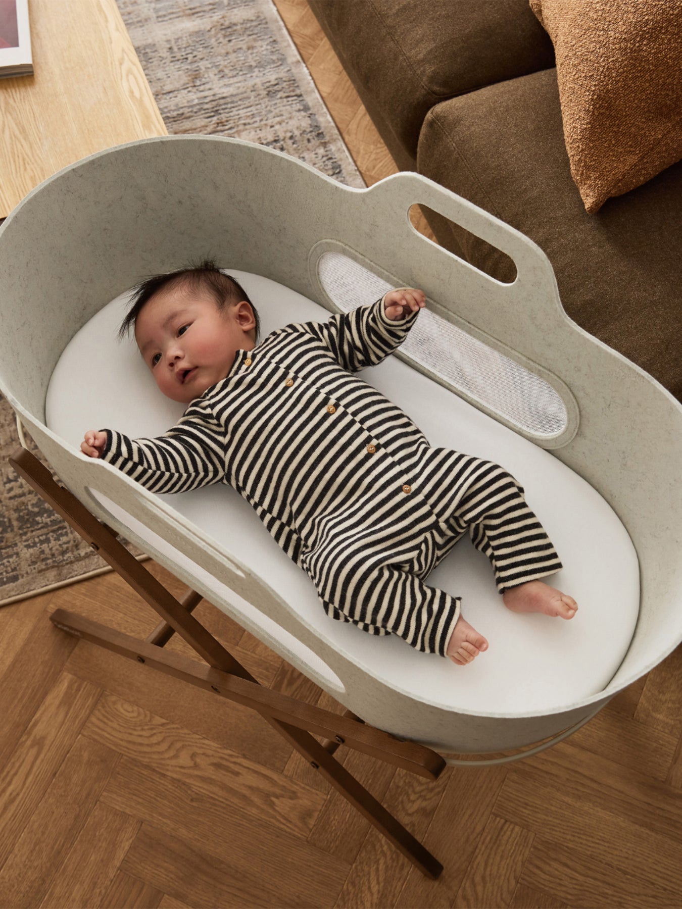 Cream SnuzBaskit Moses Basket