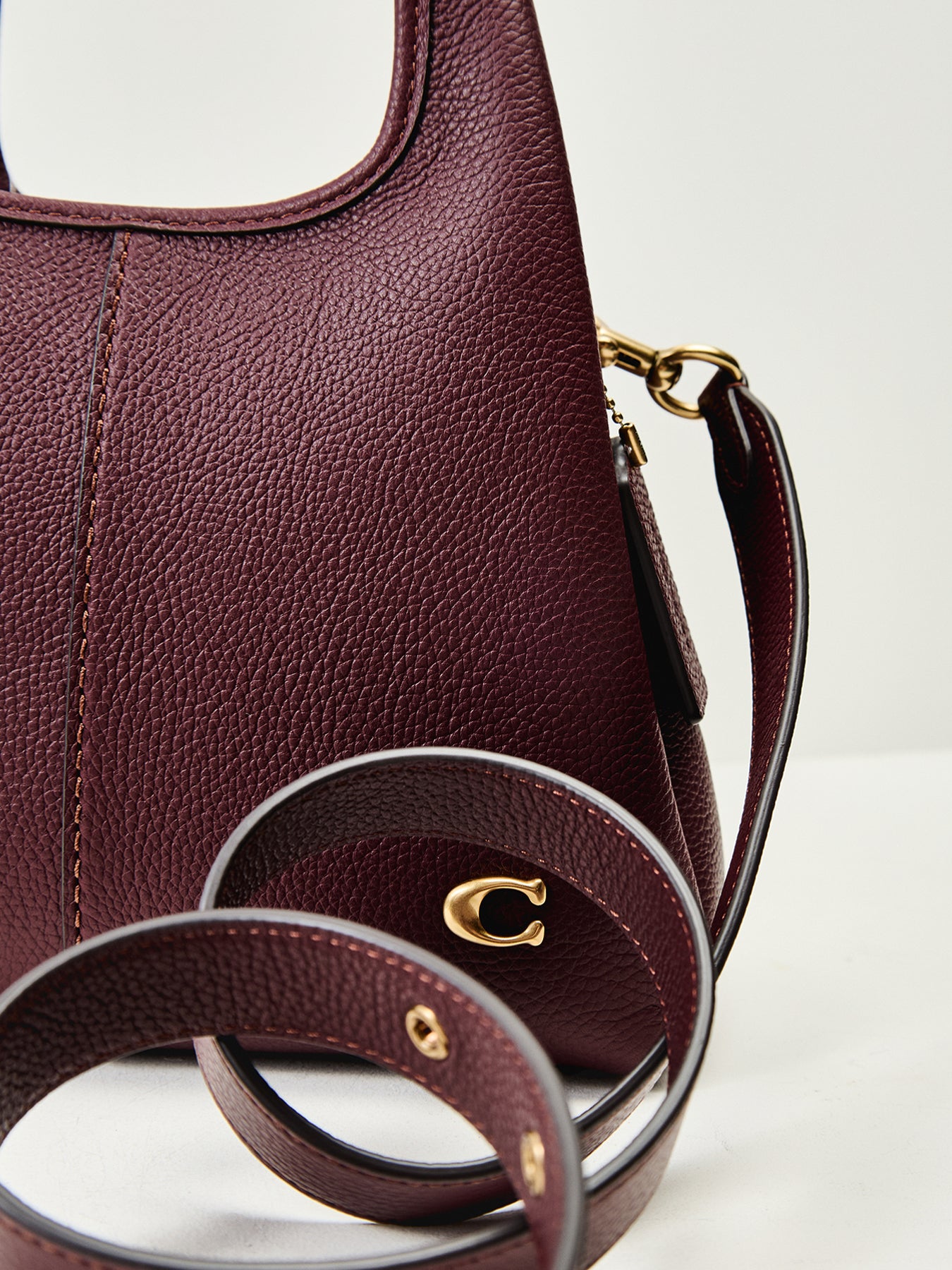 Lana Shoulder Leather Bag 23 Merlot