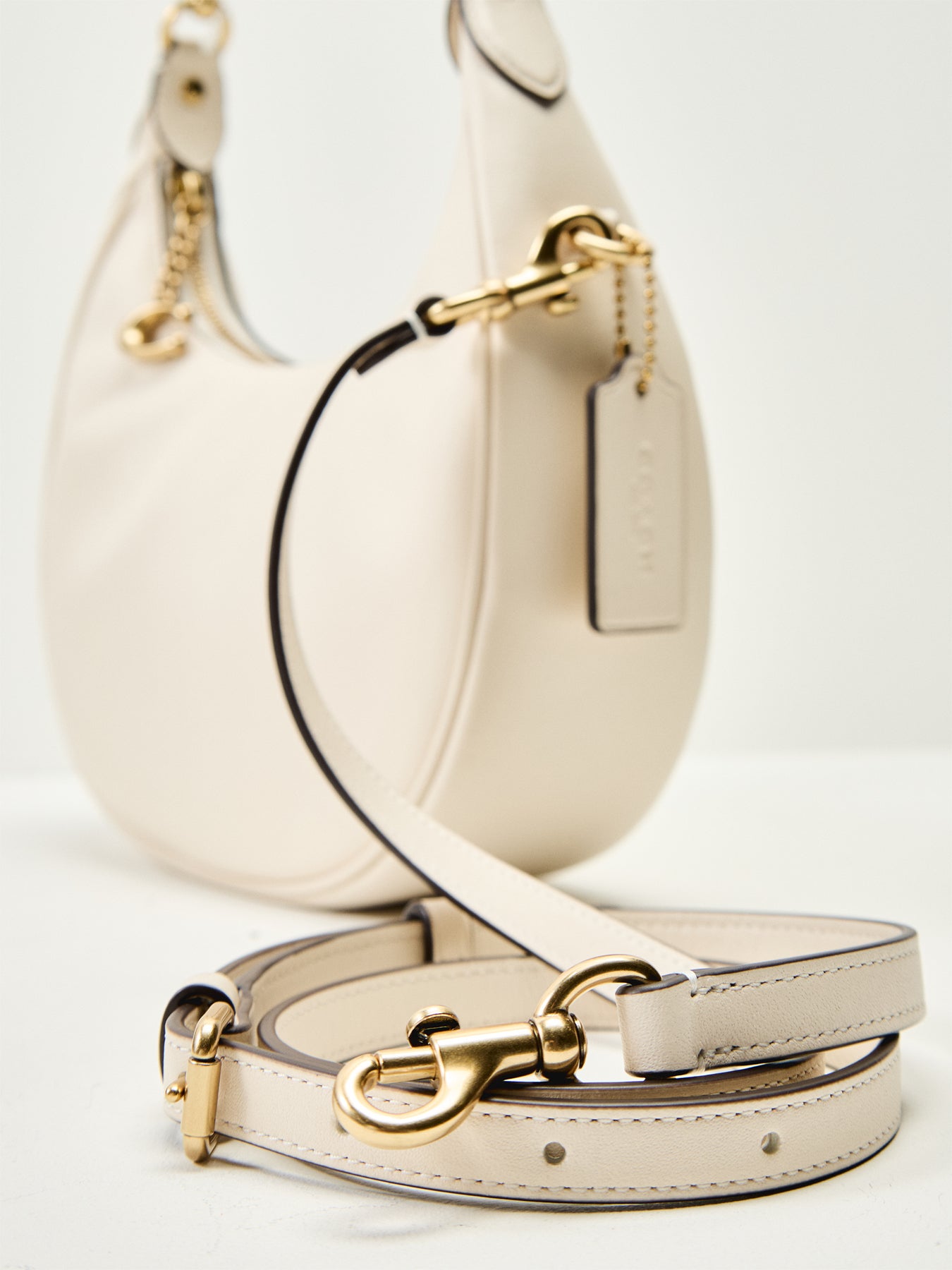 Jonie Leather Bag 22 Chalk