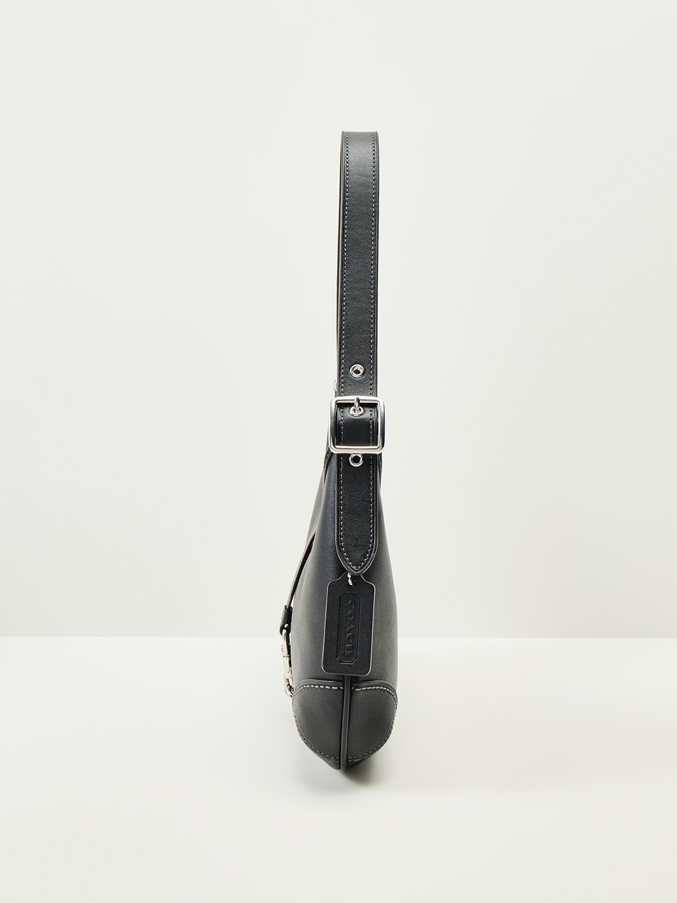 The Coach Originals Hamptons Leather Hobo Black