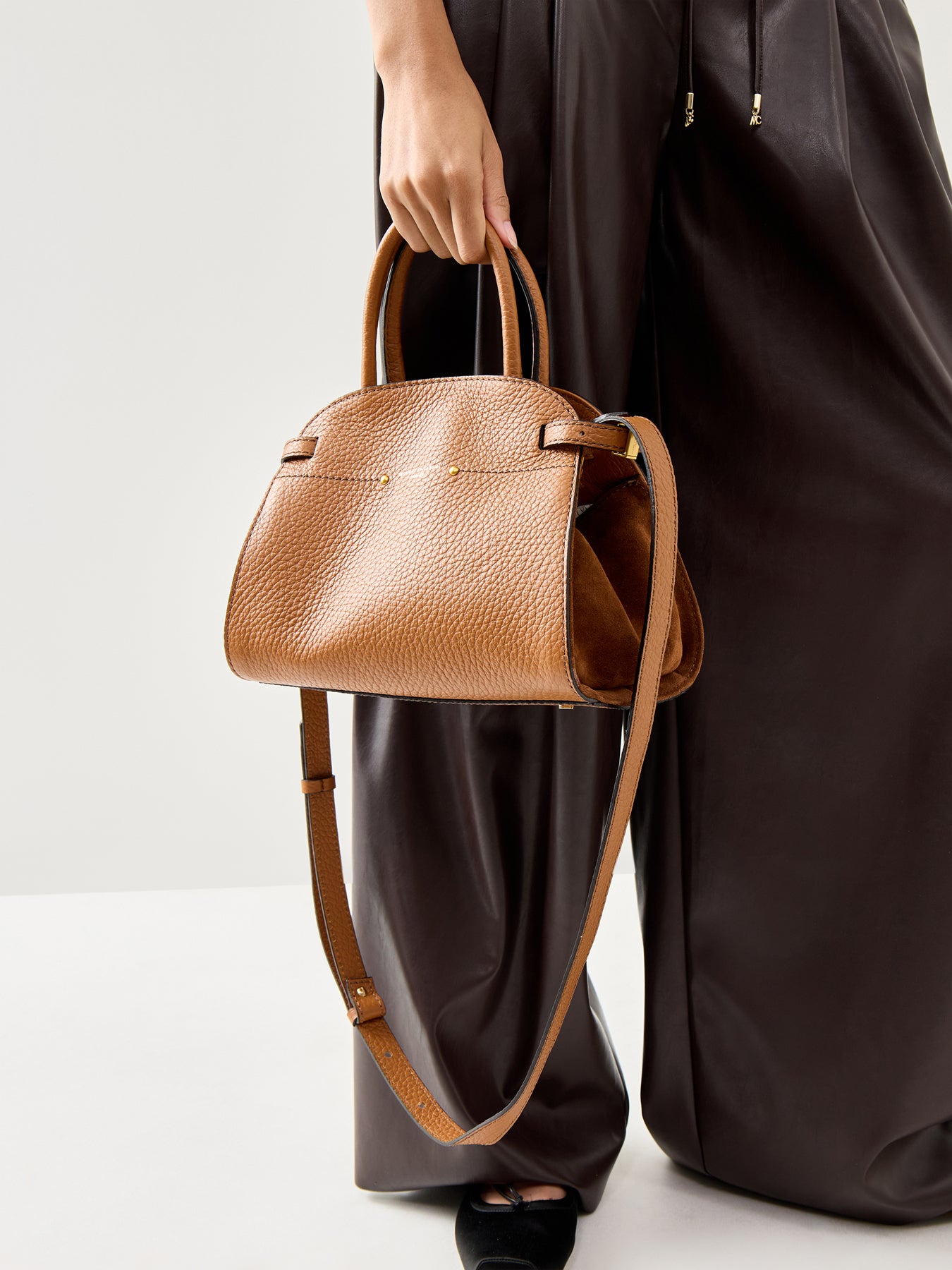 Farah Small Top Handle Bag