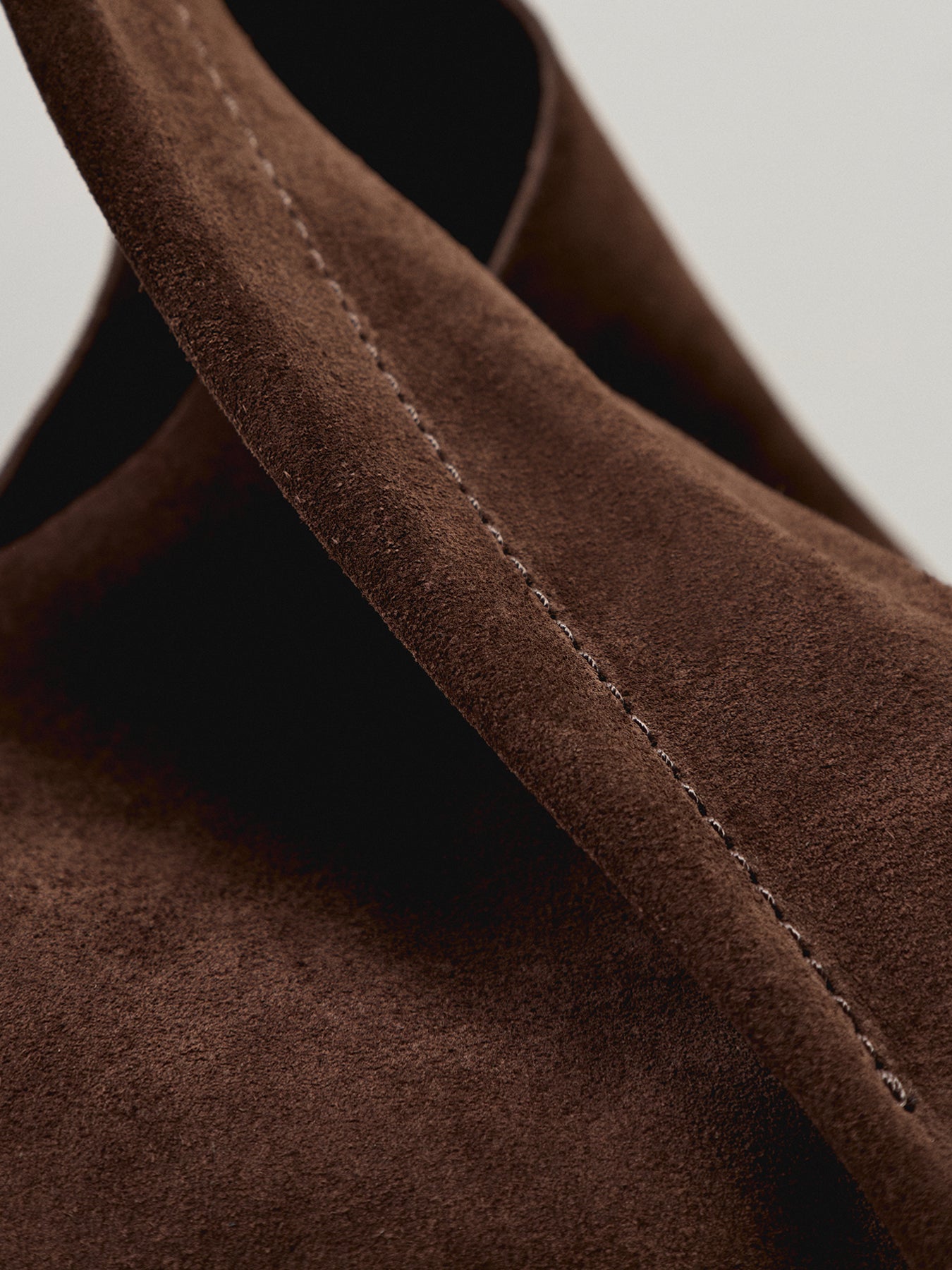 Dua Suede L Shoulder Tote Moka