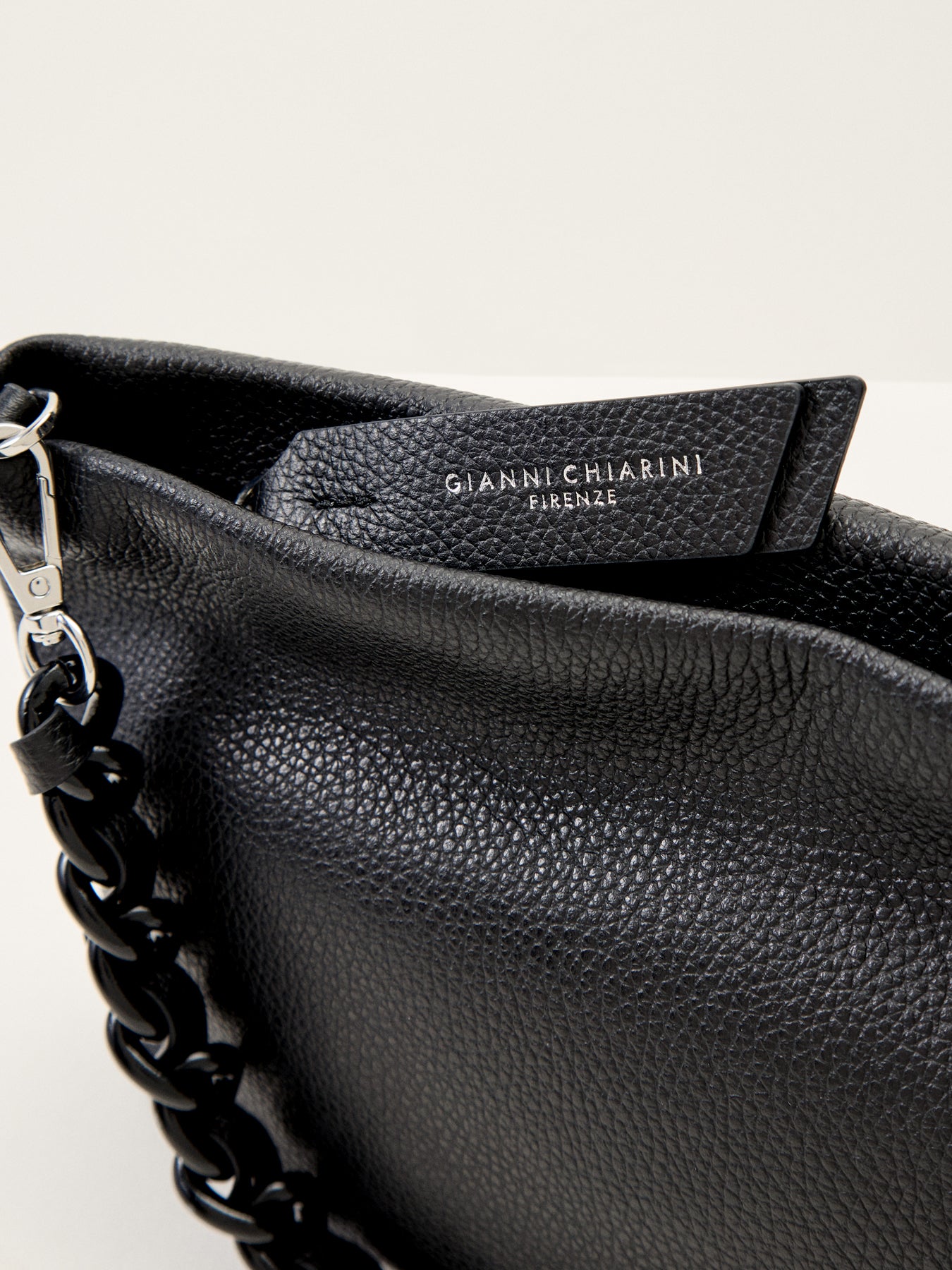 Brenda Chain Crossbody