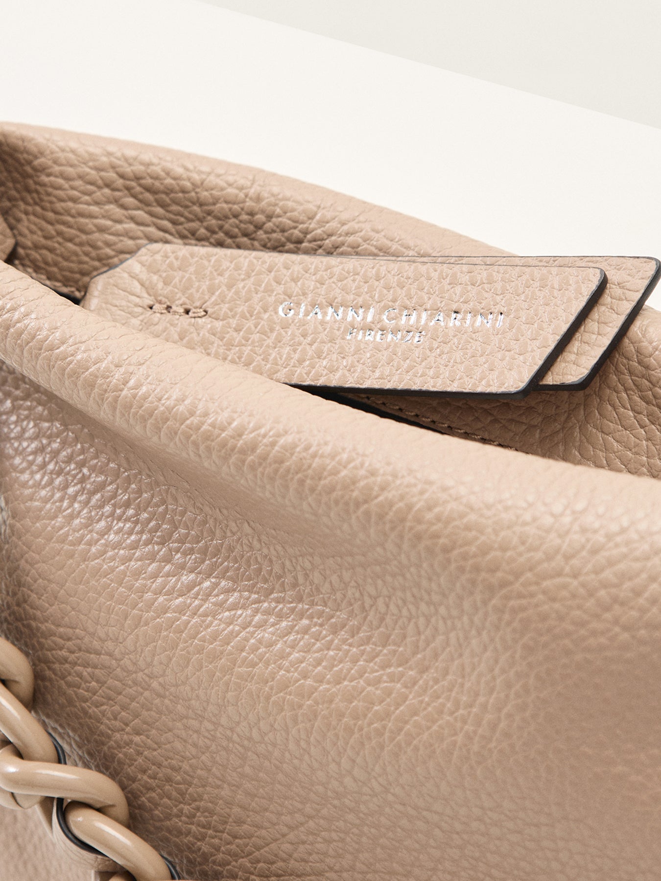 Brenda Chain Crossbody