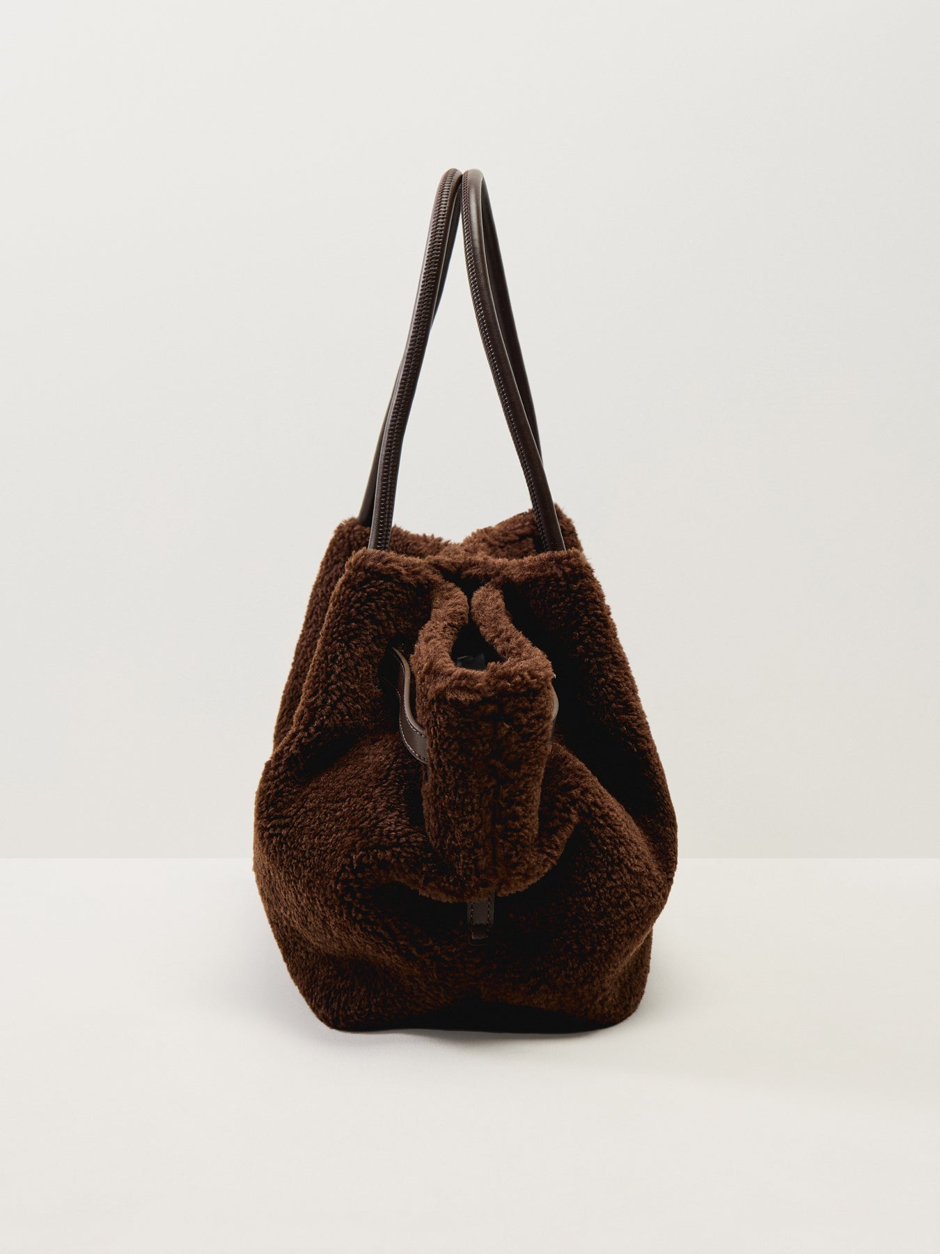 hana♡ Hana Medium Faux Fur Tote Bag Brown – Fenwick