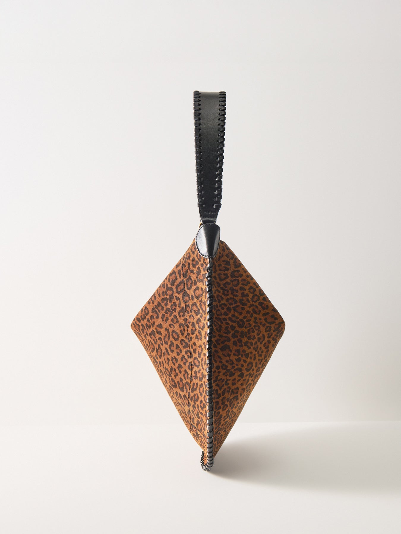 Oskan Hobo Bag Soft Leopard
