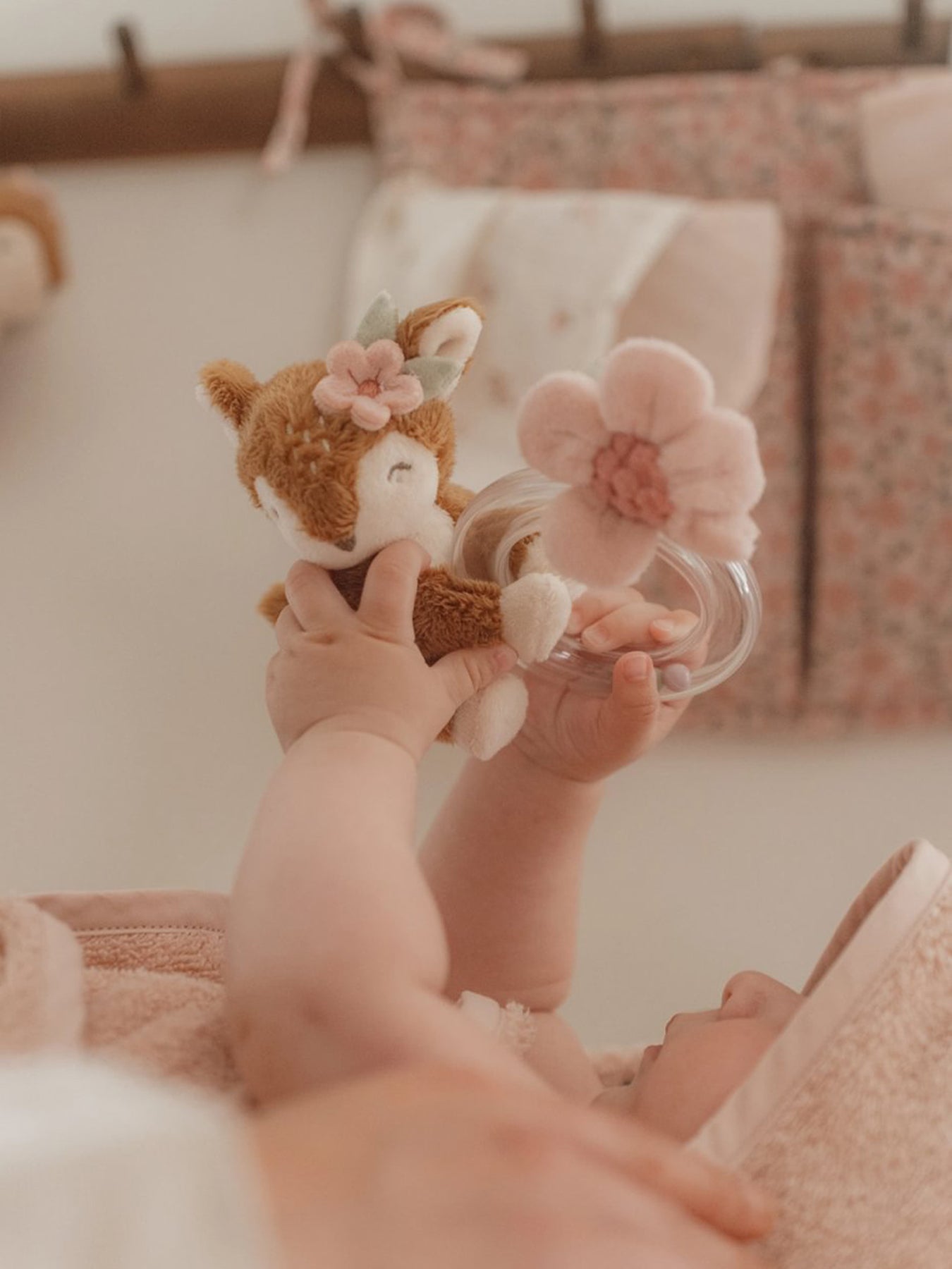 Baby Deer Rattle Ring Pink