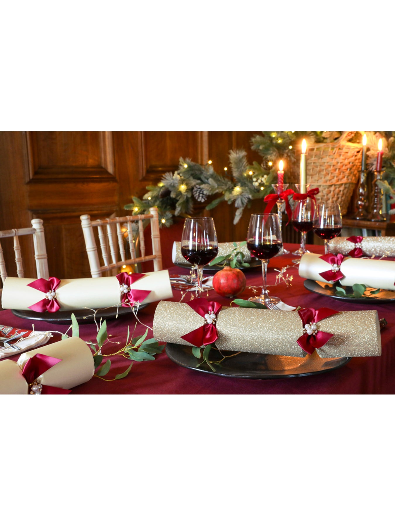 Ruby Splendour Pack of 6 Christmas Crackers