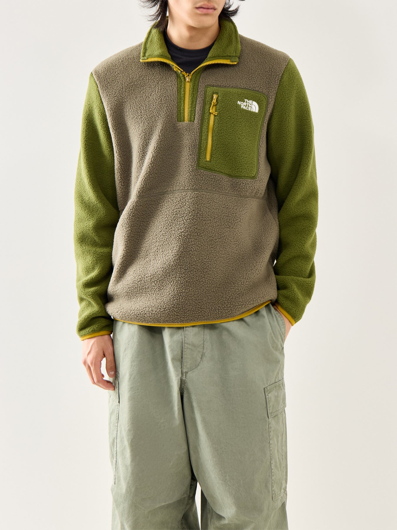 Yumiori Quarter Zip Green
