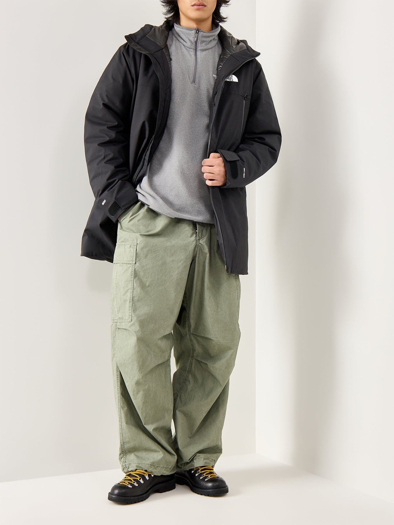 Mountain Range Down Parka Black