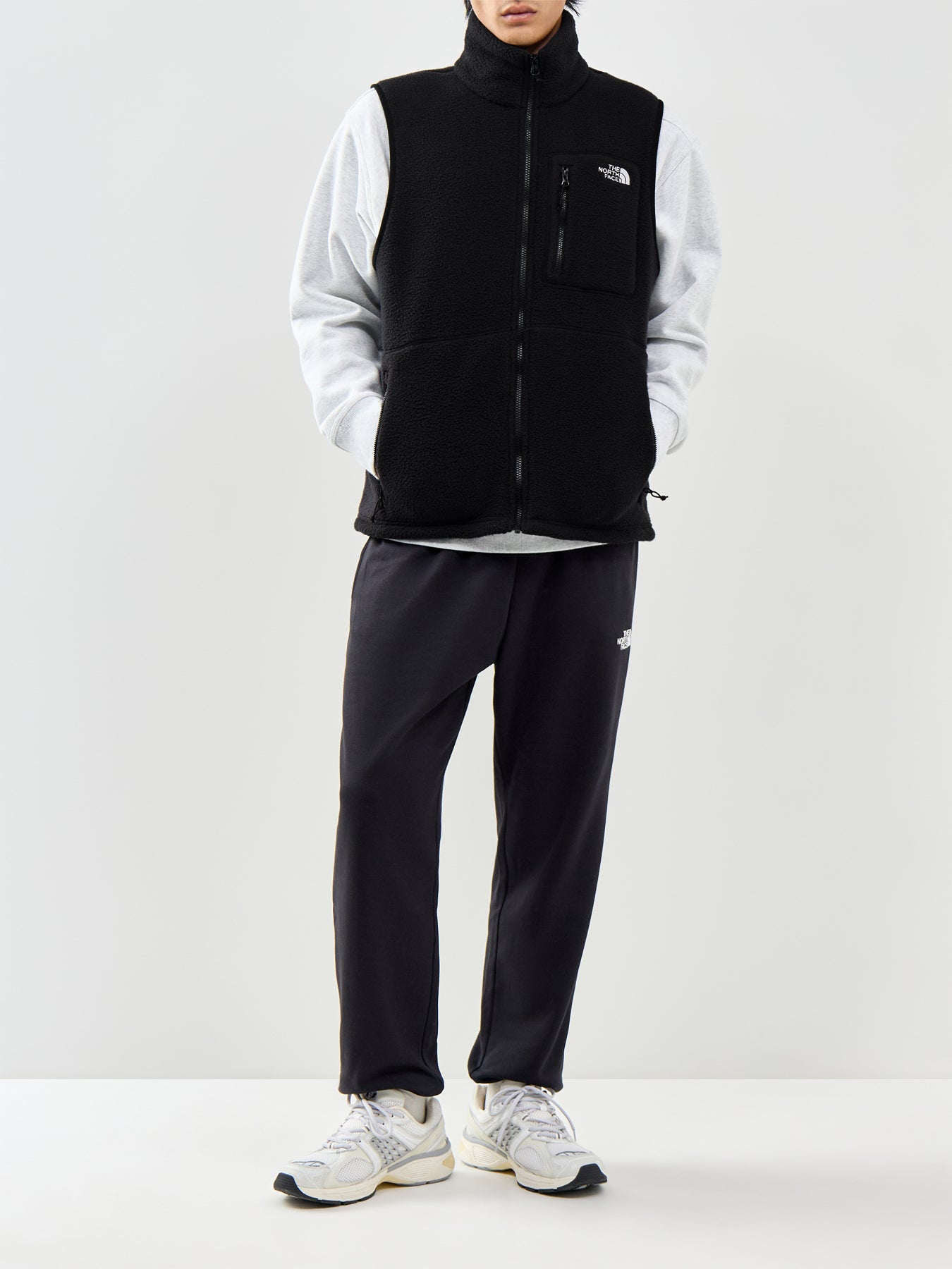 Yumiori Gilet Black