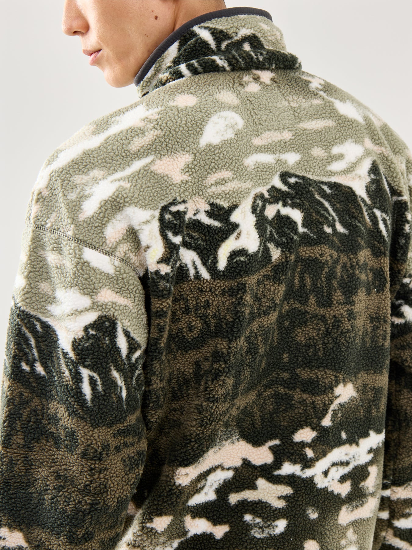 Helvetia II Printed Half-Safari Sweatshirts Sisters