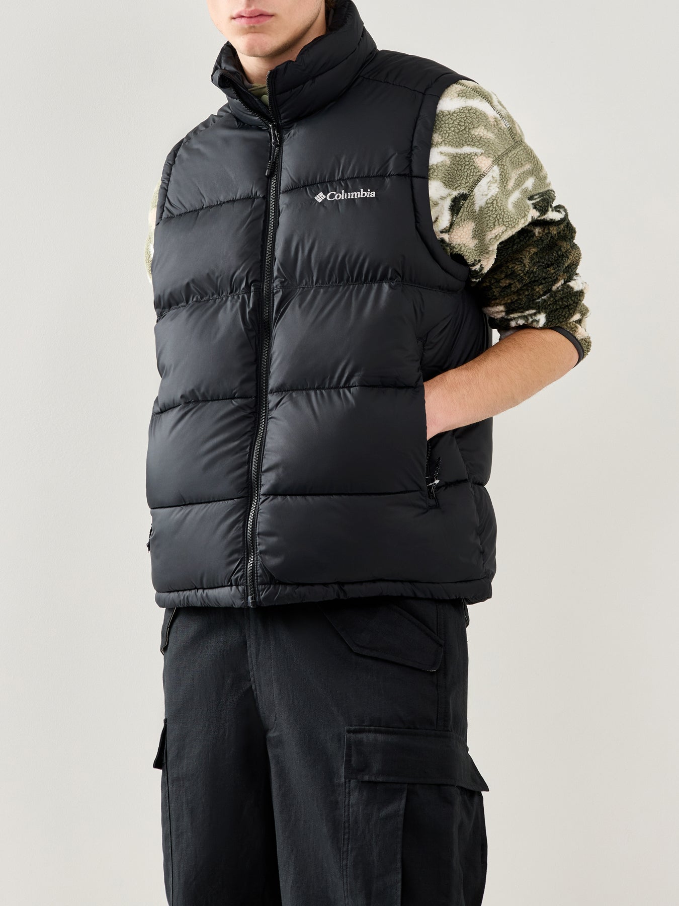 M Pike Lake II Vest-Black