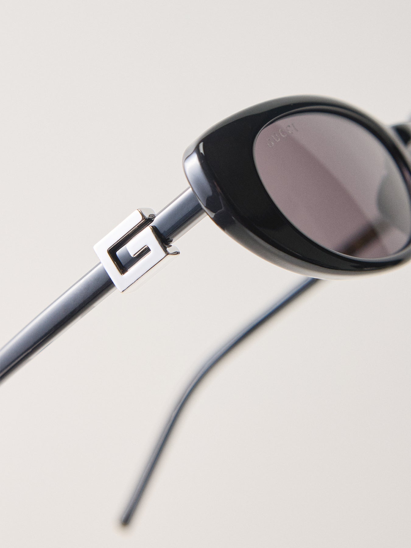GG1680S Injection Sunglasses Black Grey