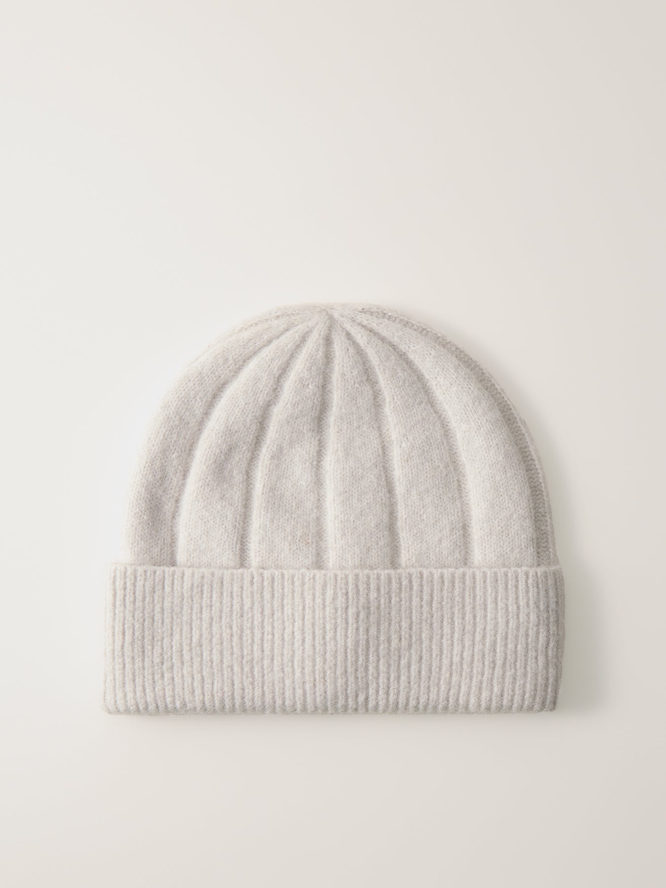 Flag Fluffy Beanie Beige