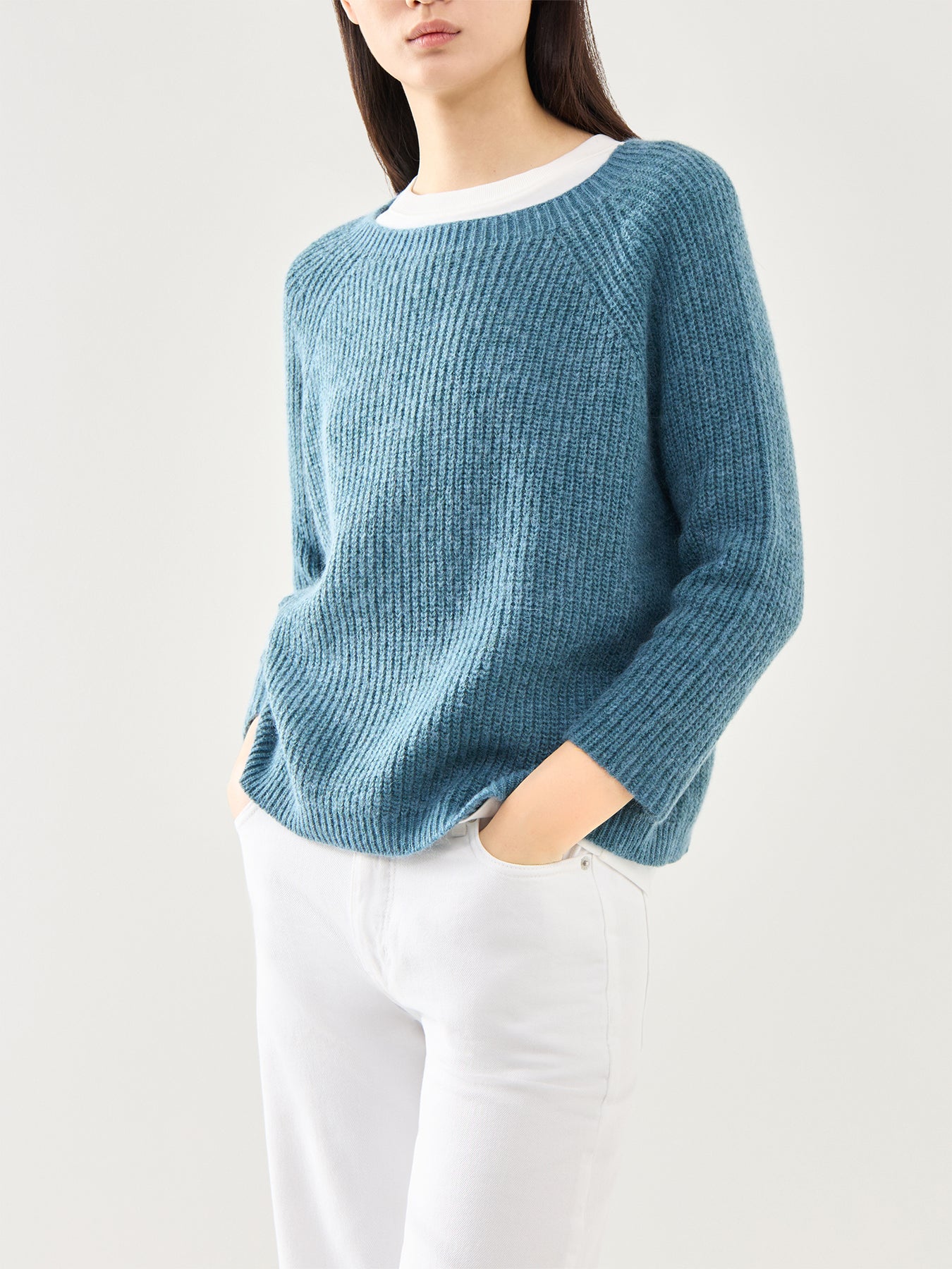 Xeno Fluffy Wide Neck Knitwear