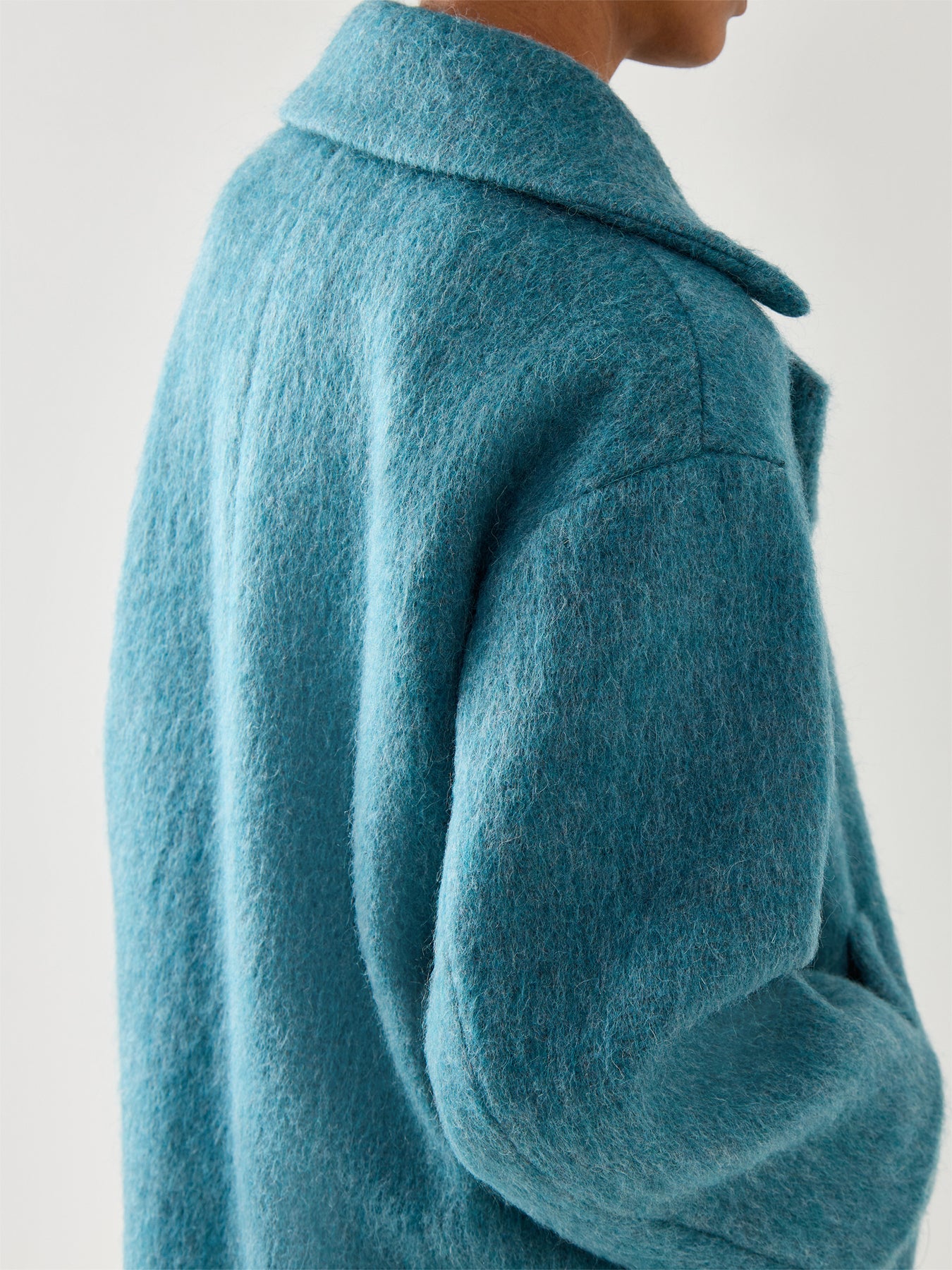 Rada Fluffy Eggshape Coat Blue