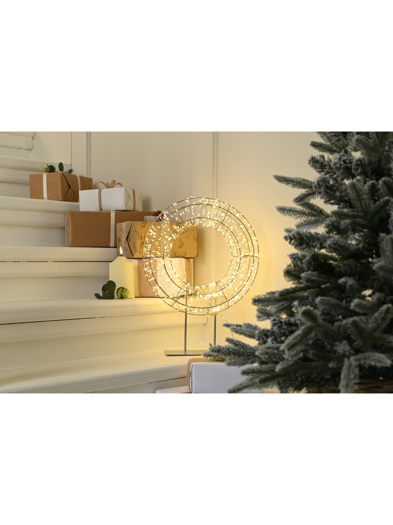 Dewdrop Wreath on Stand 720 Warm White LED Lights 45cm