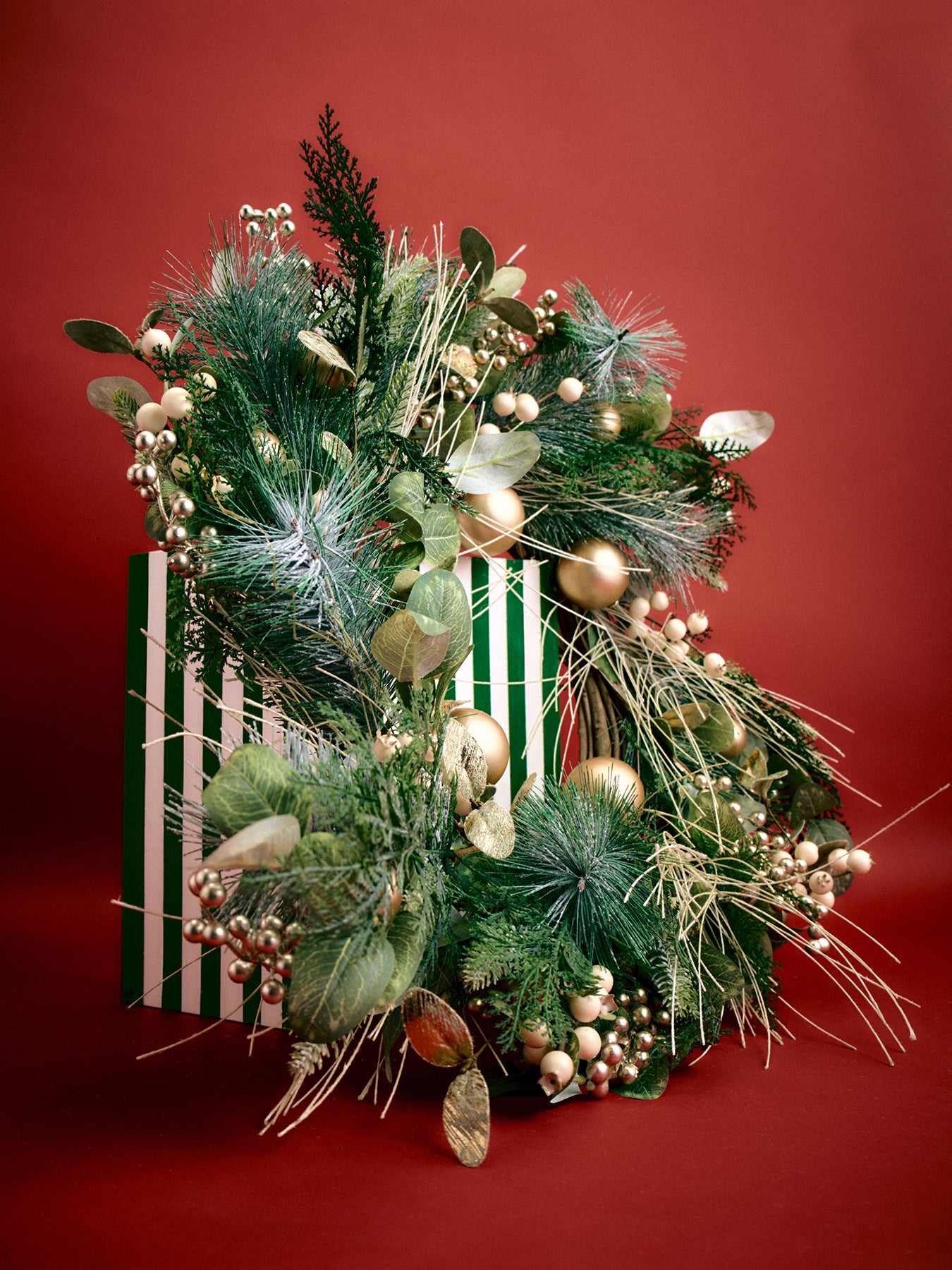 Ridlington Berry Wreath Christmas Decoration 60cm