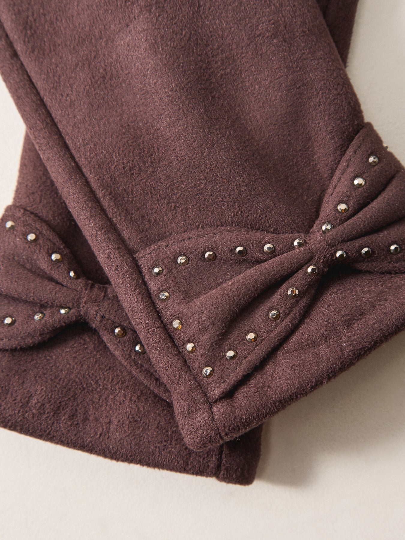 Faux Suede Bow Stud Gloves Brown