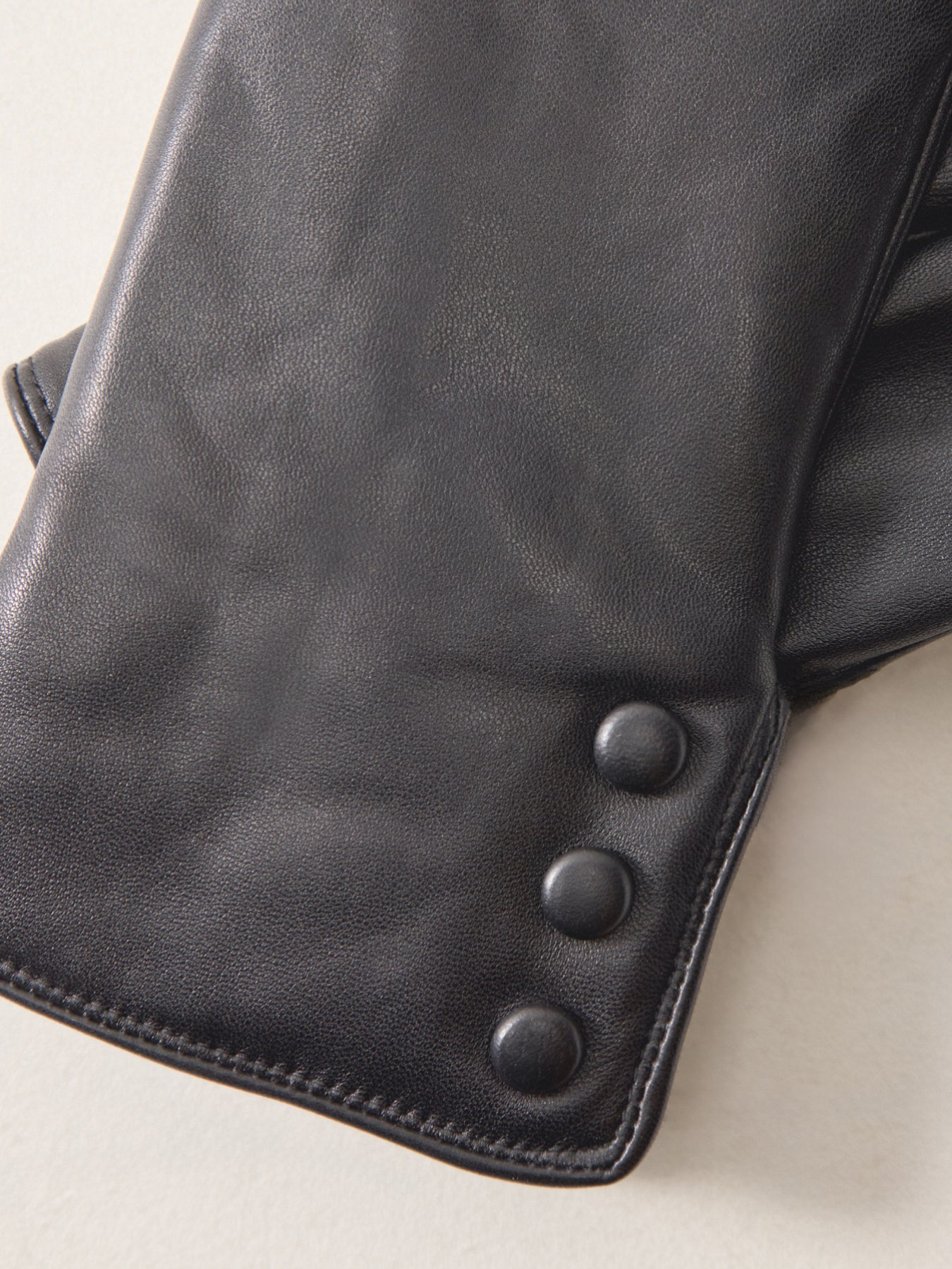 Agata Leather Gloves Black