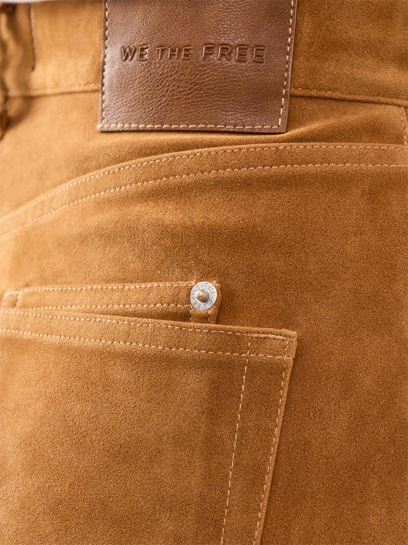 Tippi Vegan Suede Short Dark Honey