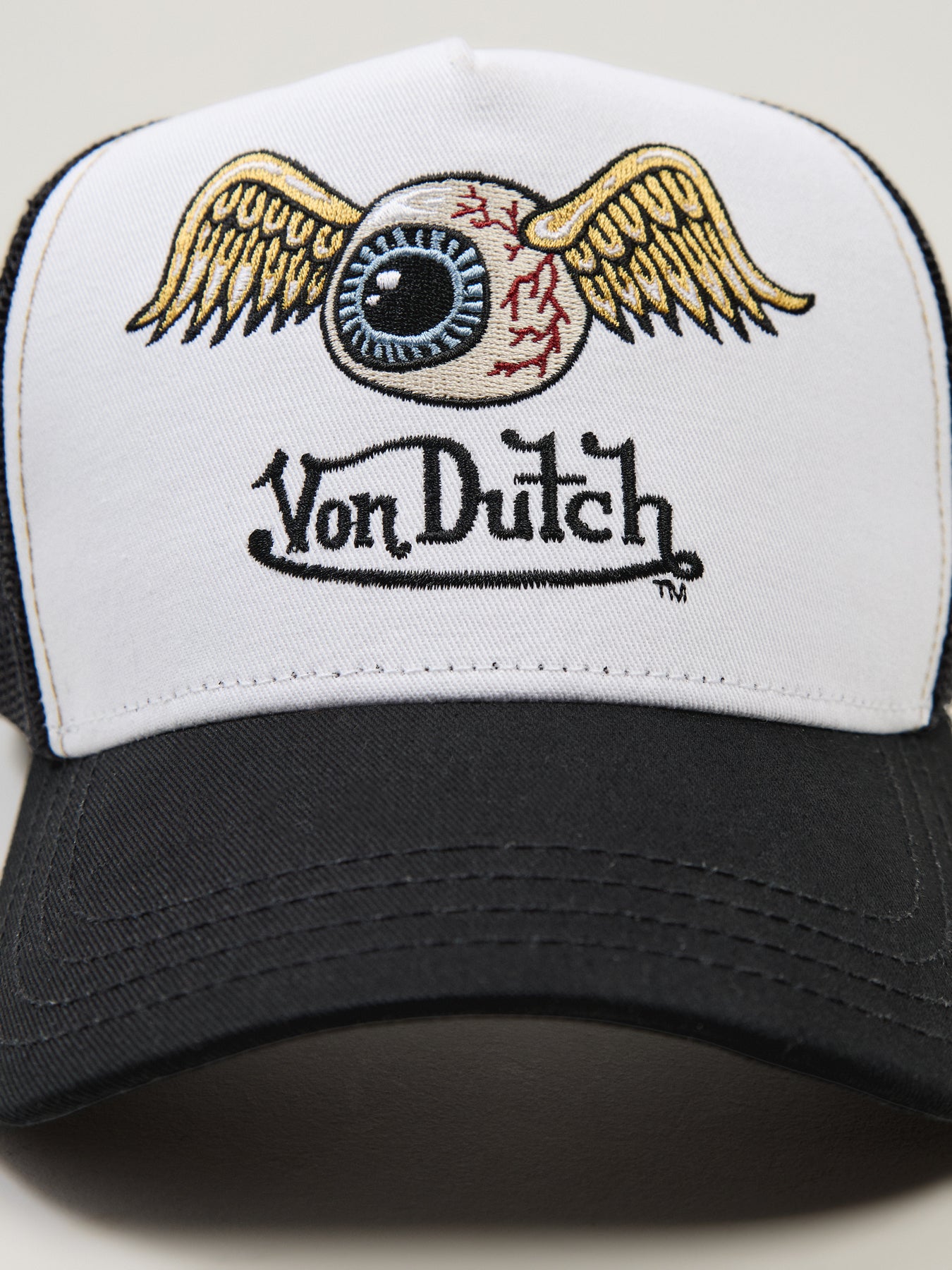 V Dutch Cap Eyeball White