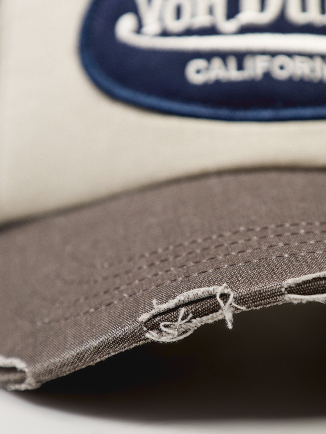 V Dutch Cap White/Blue