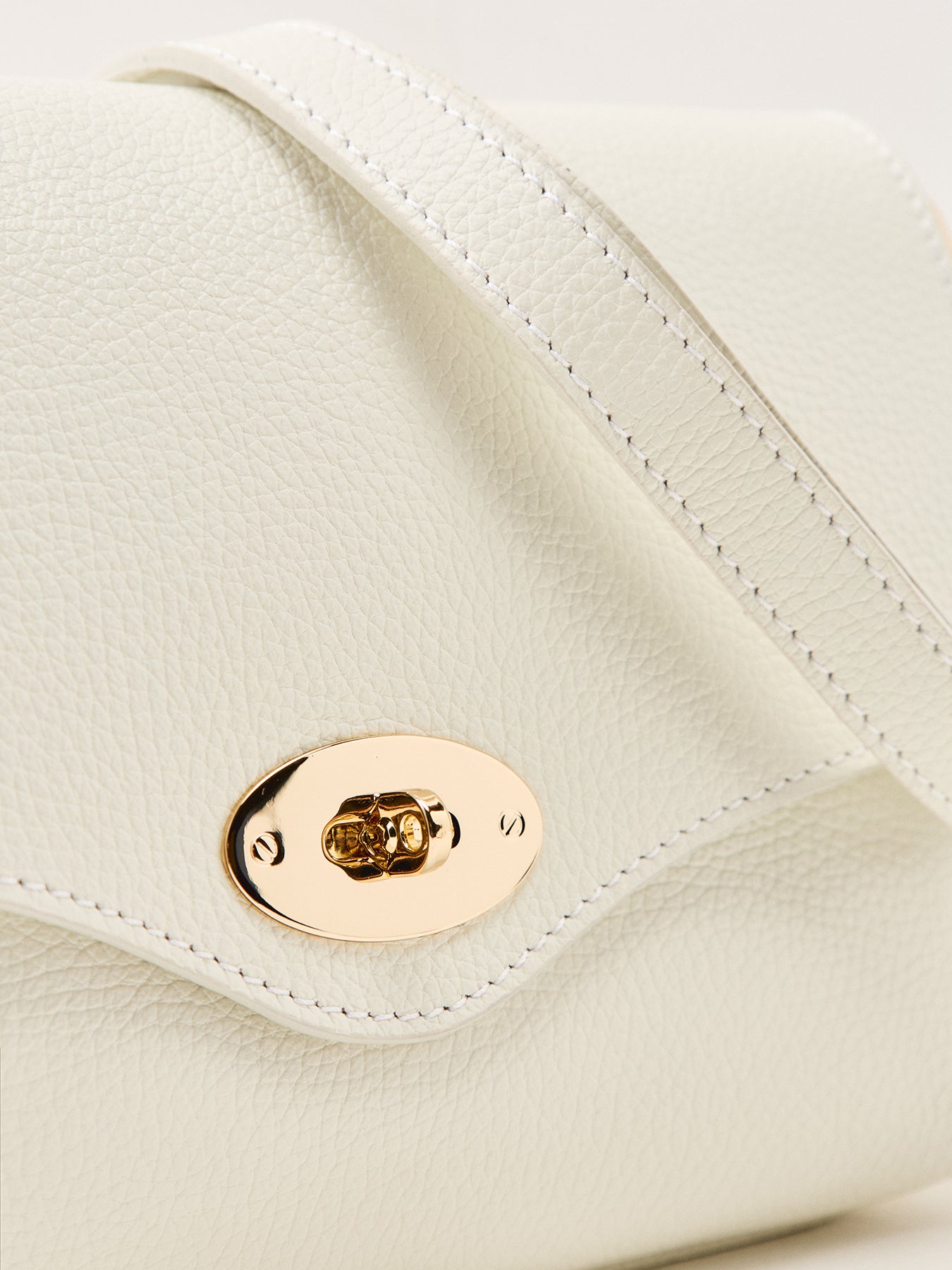 Maddie Midi Leather Bag Buttermilk