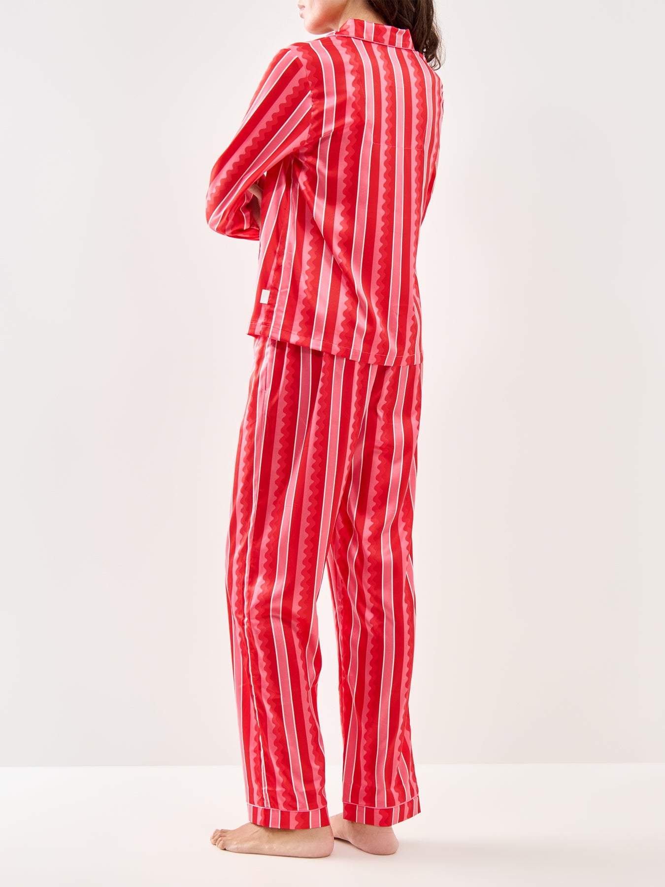 Peers Tonal Wiggle Satin Long Pyjama Set Pink