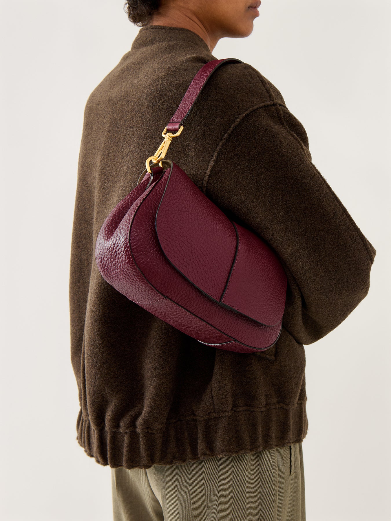 Helena Round Small Crossbody Wine Wine Berry