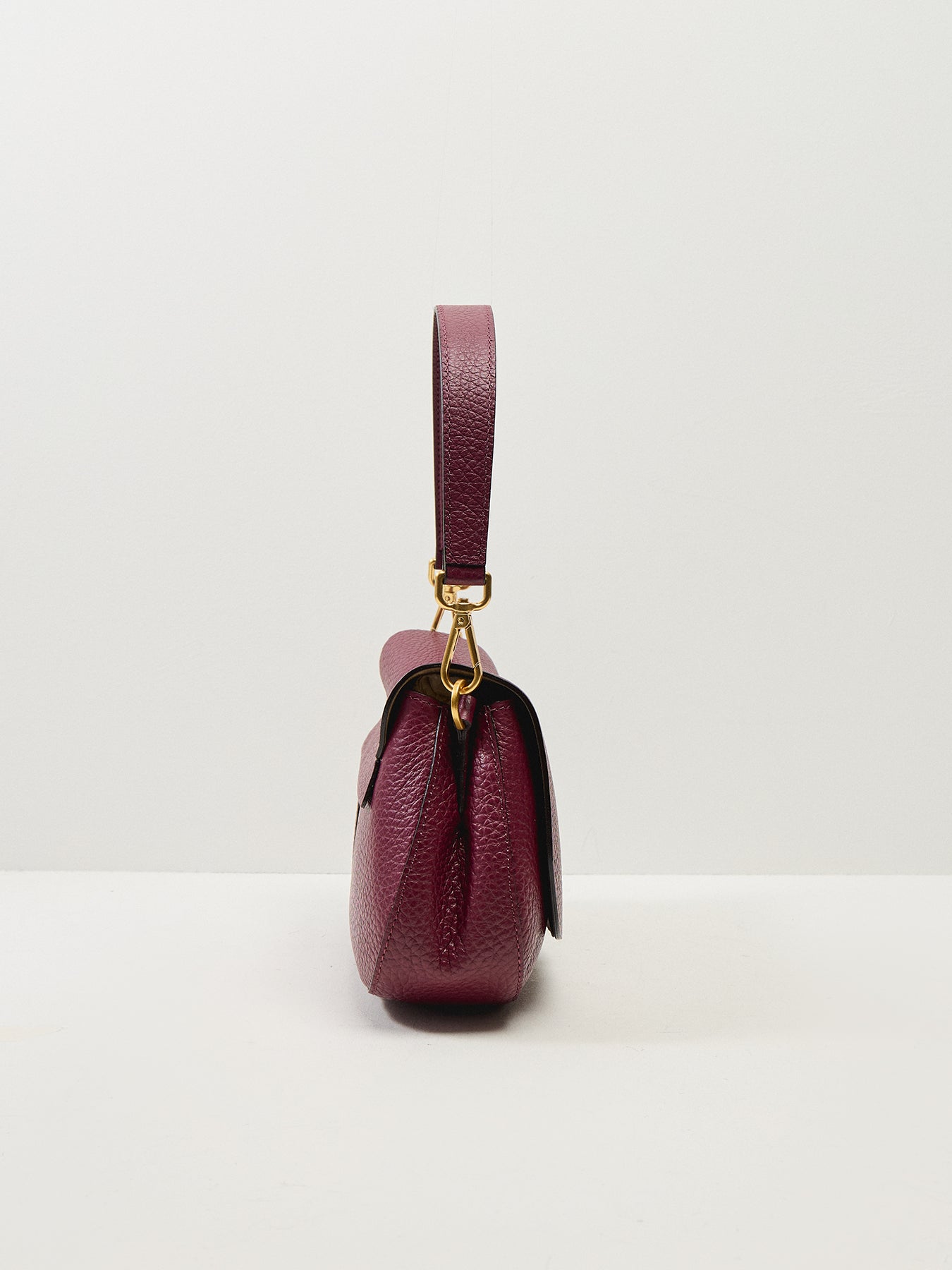 Helena Round Small Crossbody Wine Wine Berry