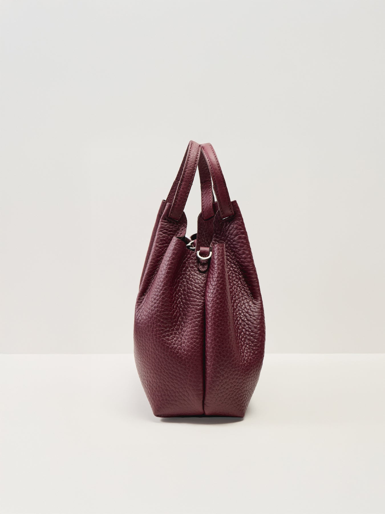 Dua Medium Leather Crossbody Bag Berry Wine