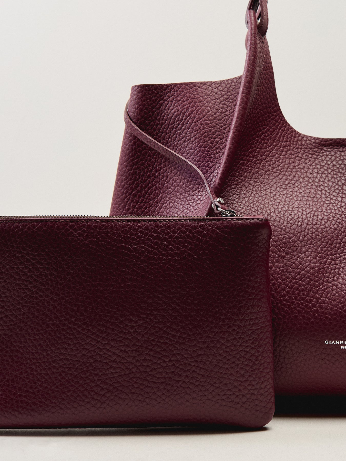 Dua Large Shoulder Leather Tote Bag Berry Wine