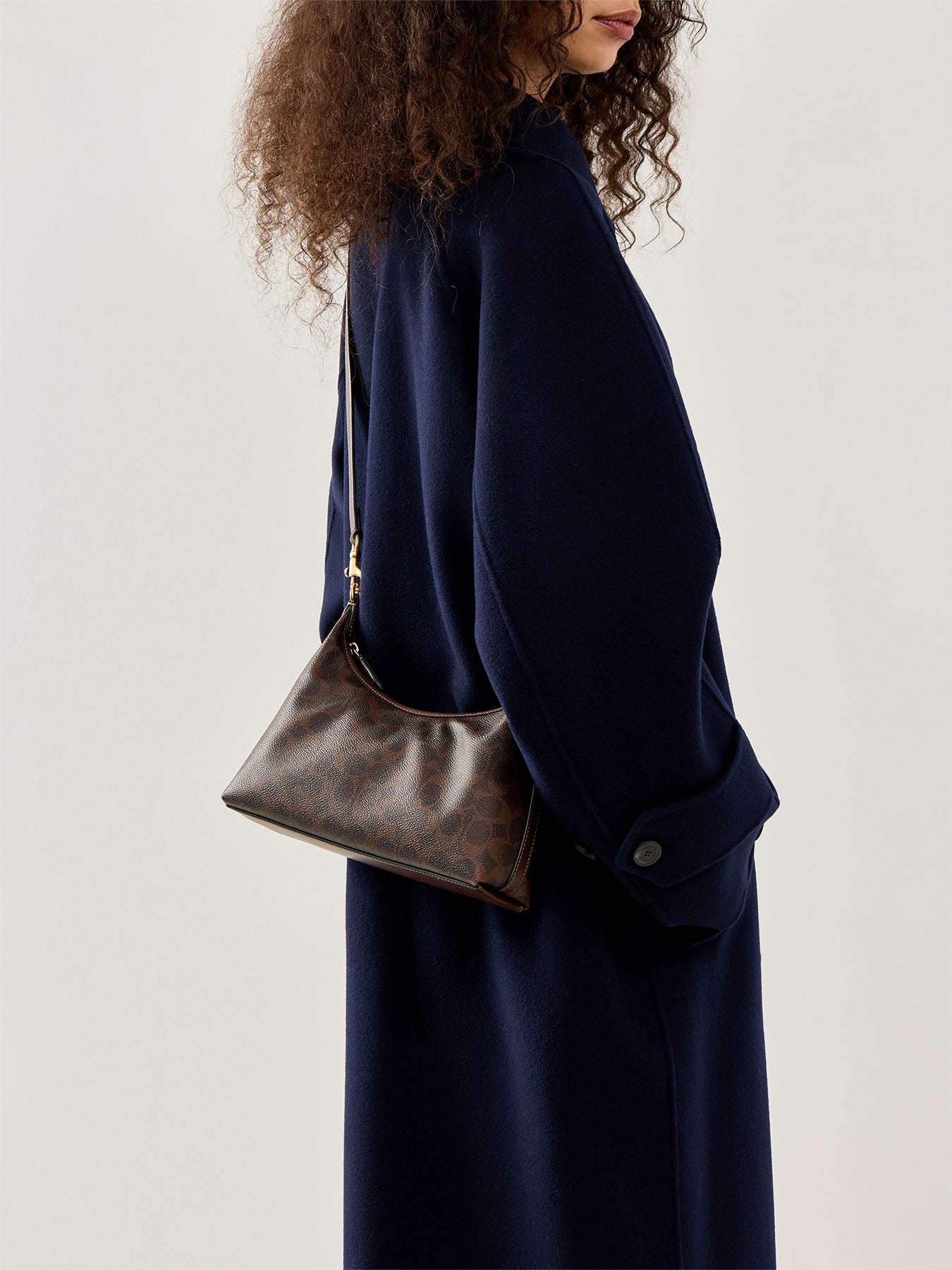 Signature Shoulder Bag Canvas Beige