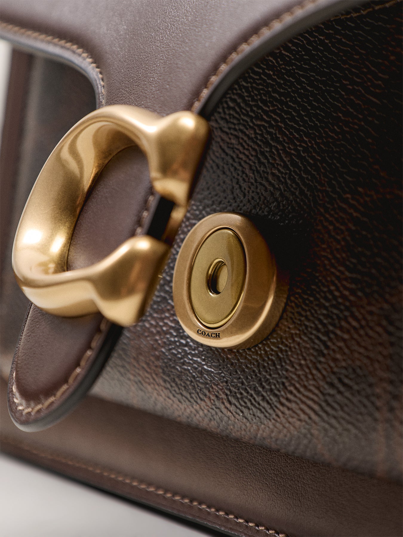 Coated Canvas Signature Tabby Shoulder Bag 26 Refresh Maple Maple